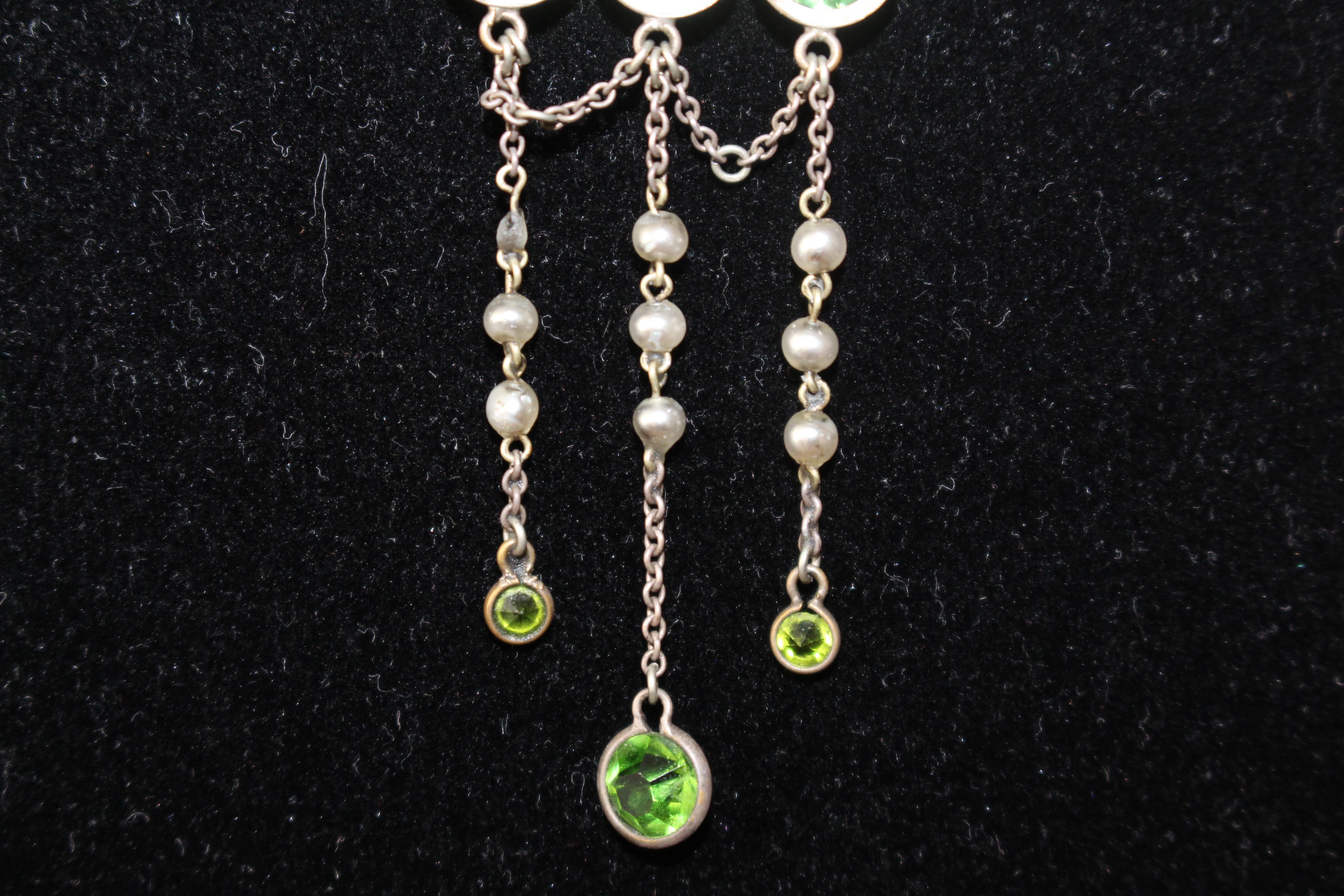British 1930s Art Deco Peridot Pearl Gem Stone Pendant Lavaliere Necklace Sautoir Chain For Sale
