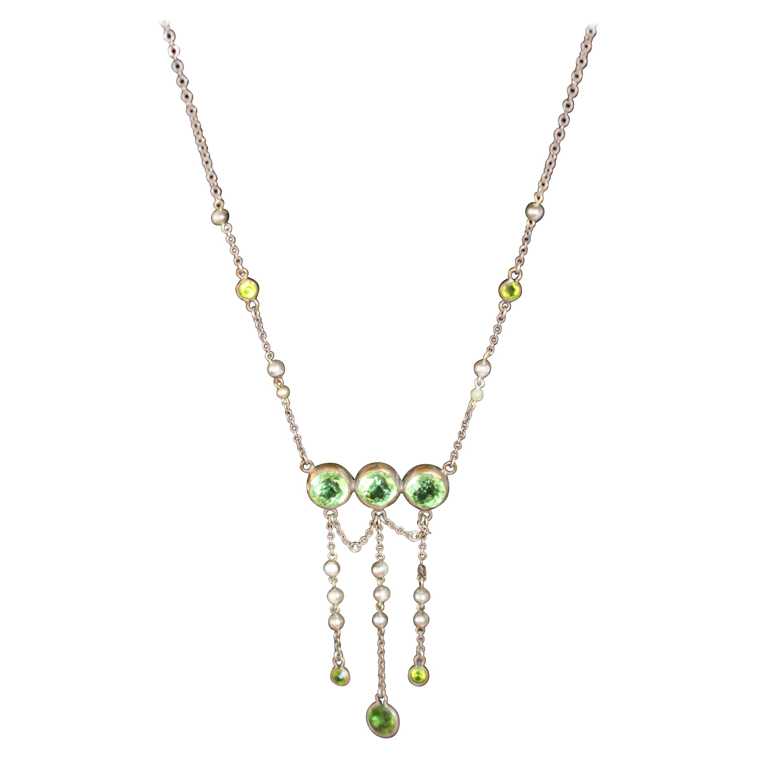 1930s Art Deco Peridot Pearl Gem Stone Pendant Lavaliere Necklace Sautoir Chain For Sale