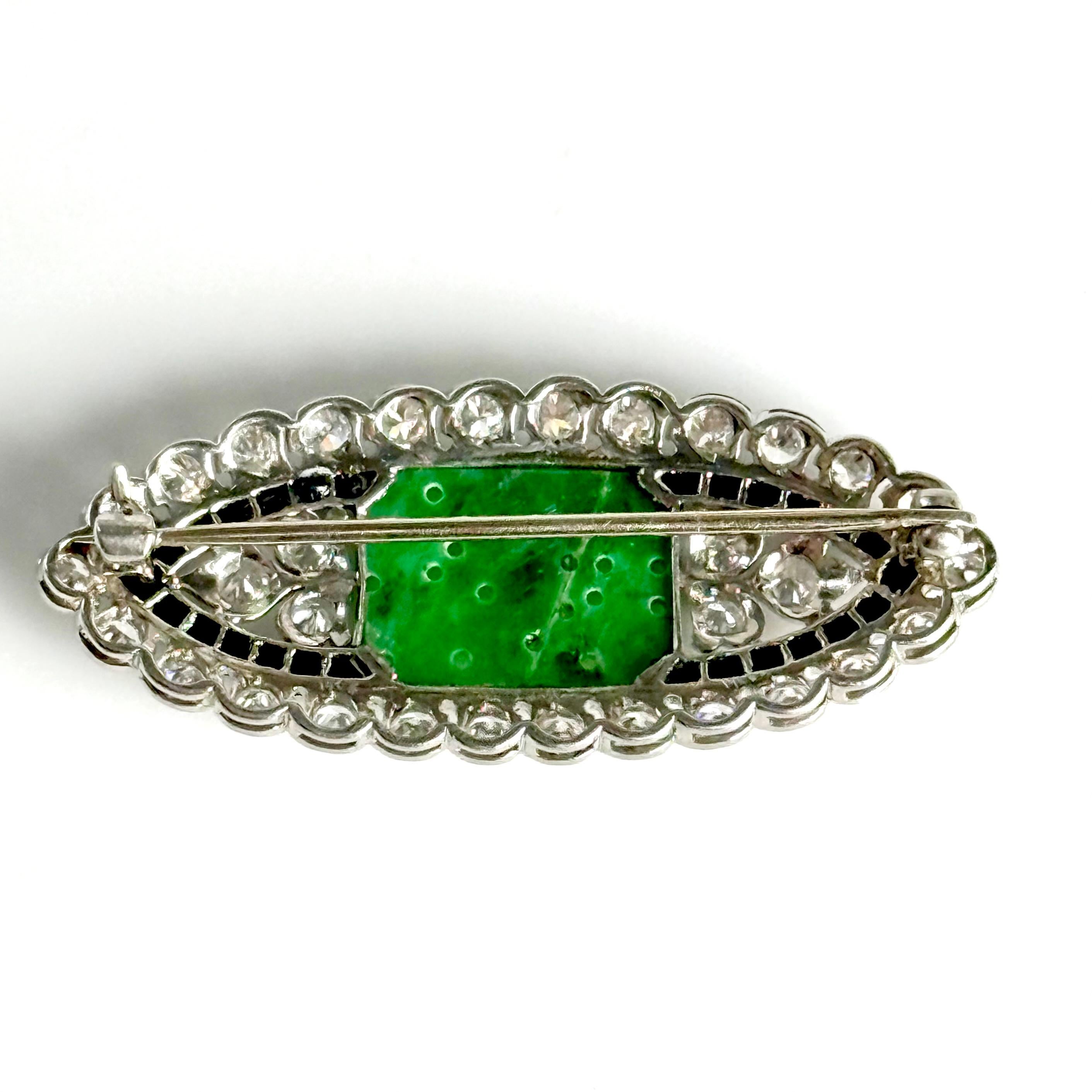 1930s Art Deco Platinum Brooch Carved Jadeite Jade & Old European Cut Diamonds For Sale 4