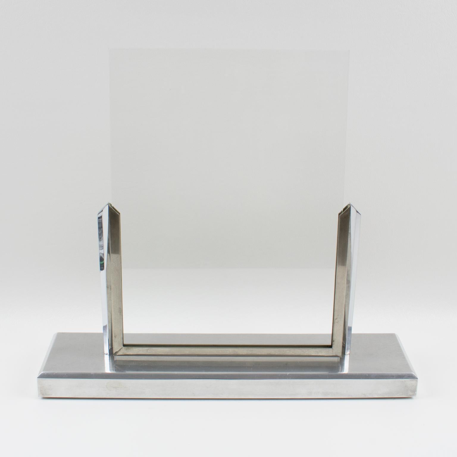 Mid-20th Century 1930s Art Deco Polished Aluminum Picture Frame
