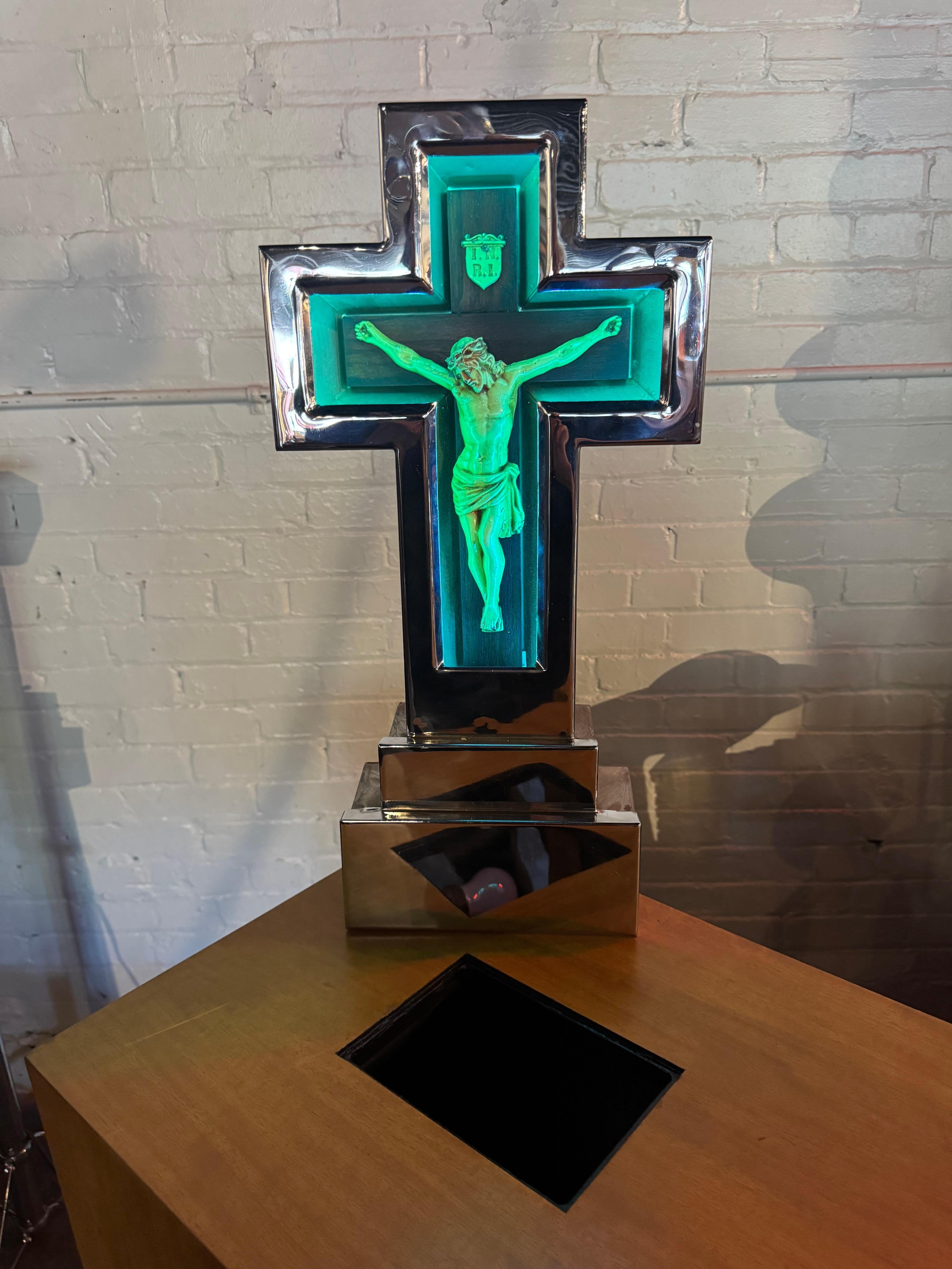 Mid-20th Century 1930s Art Deco Polished Chrome and Neon Crucifix. Floor, hanging, or table-top For Sale