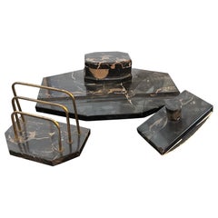 Set da scrivania italiano in marmo e ottone Portoro Art Deco anni '30