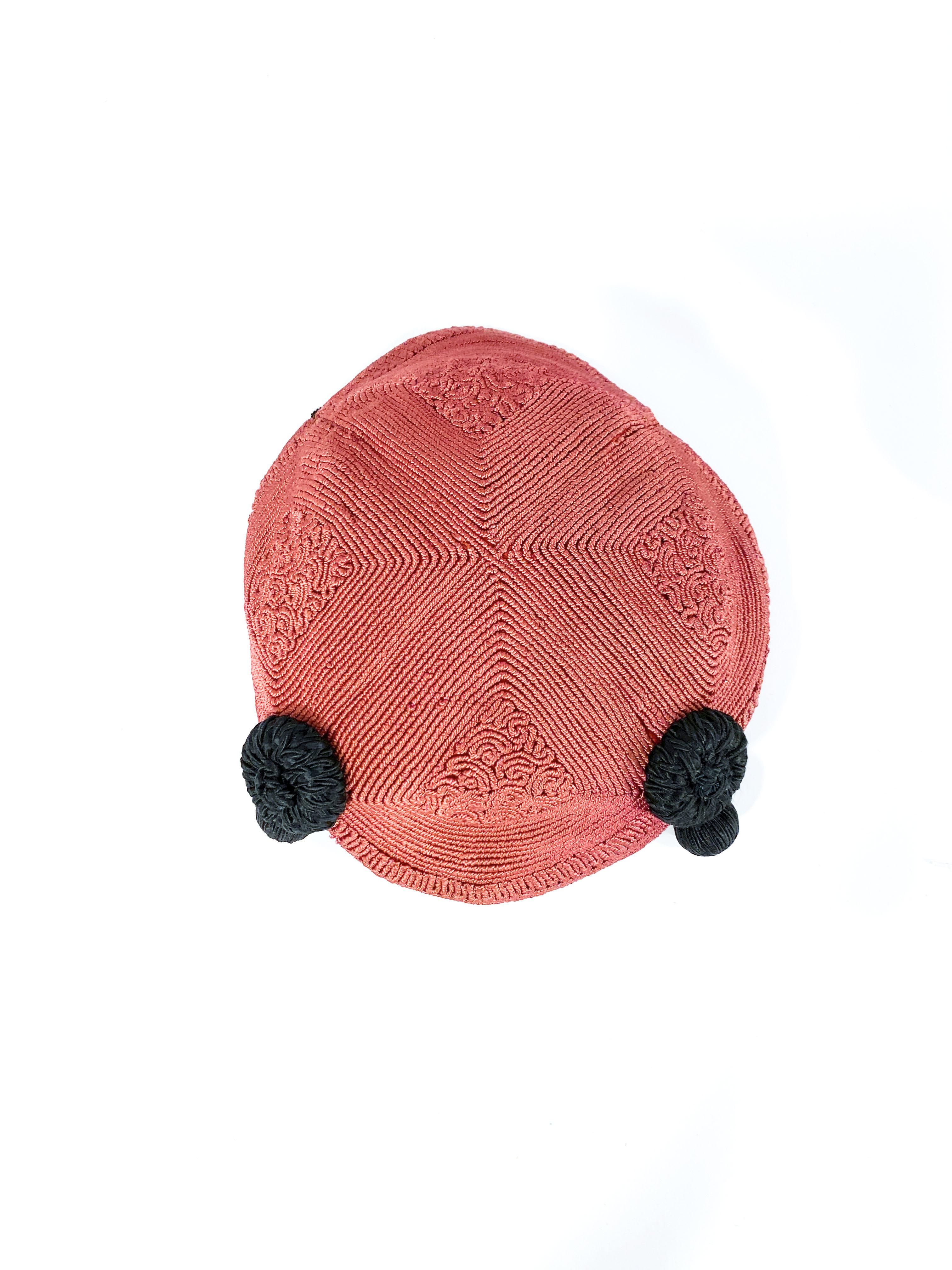 1930s Art Deco Rust Soutache Skull Cap with Black Tassels In Good Condition For Sale In San Francisco, CA