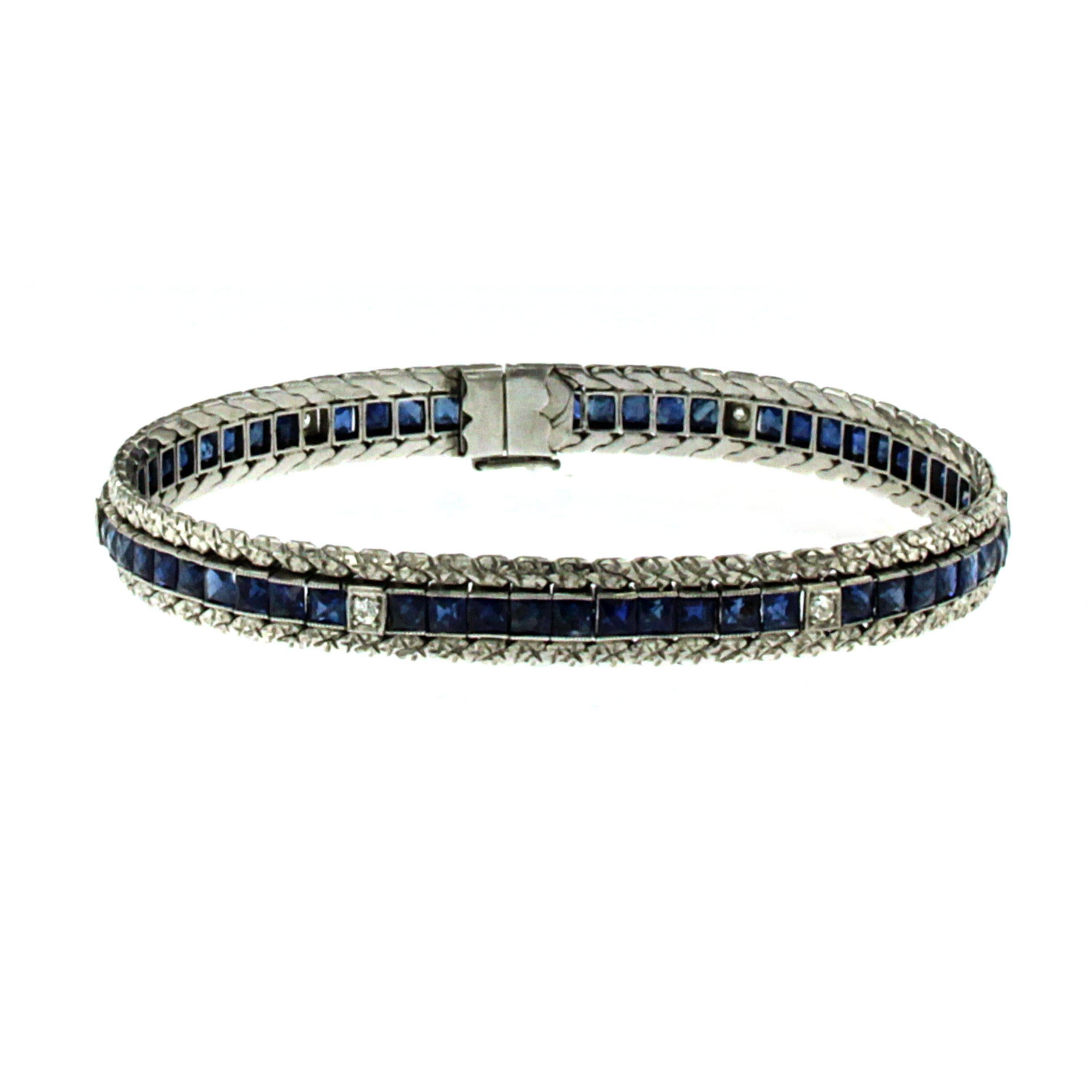 1930s Art Deco Sapphire Diamond Platinum Link Bracelet In Good Condition In Napoli, Italy