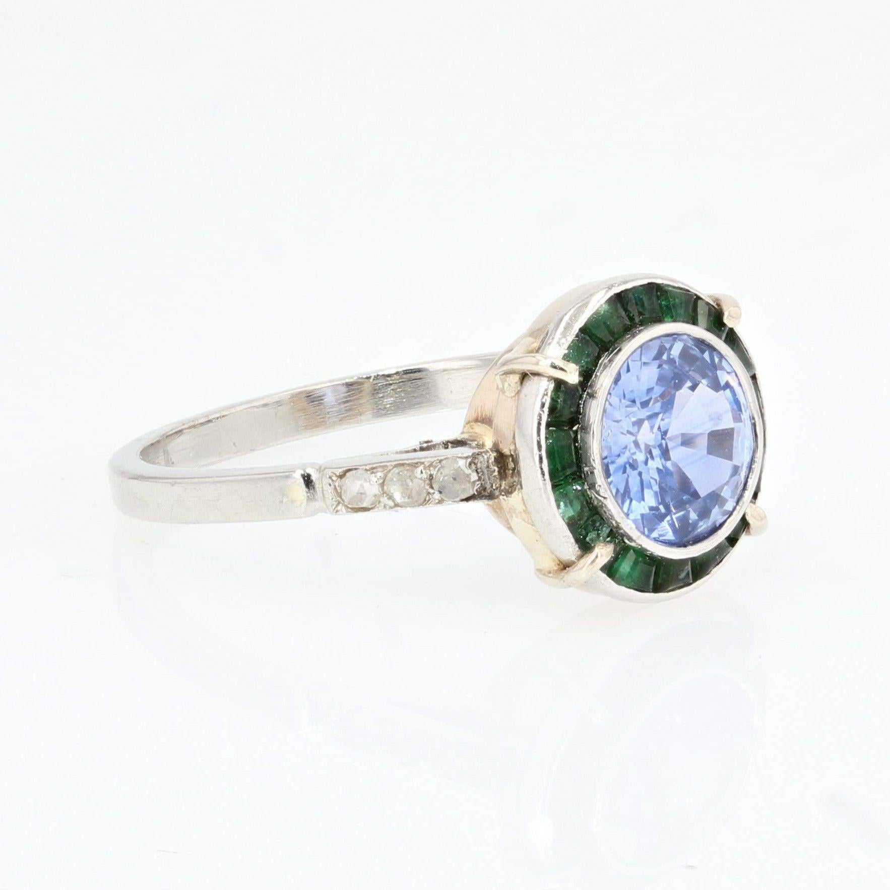 Women's 1930s Art Deco Sapphire Emerald Diamonds 18 Karat White Gold Ring