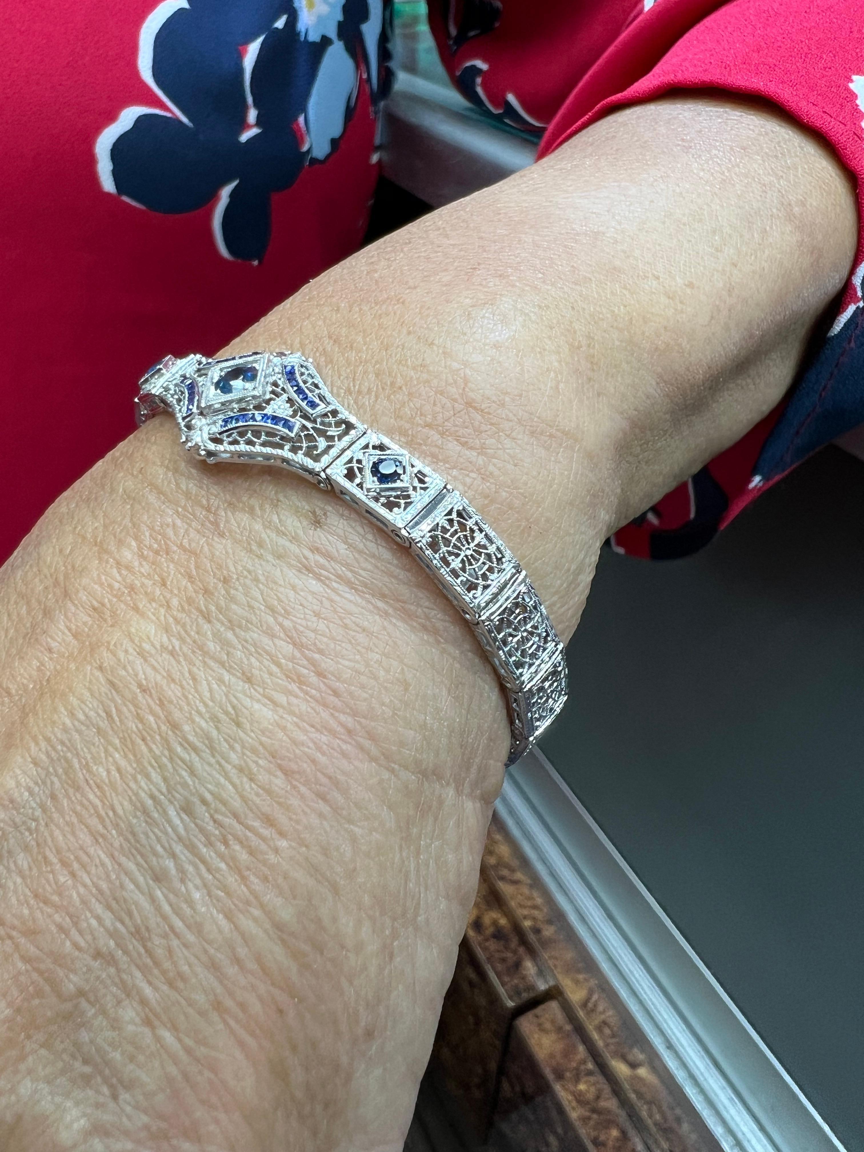 1930s Art Deco Sapphire Filigree White Gold Bracelet In Good Condition In Los Angeles, CA