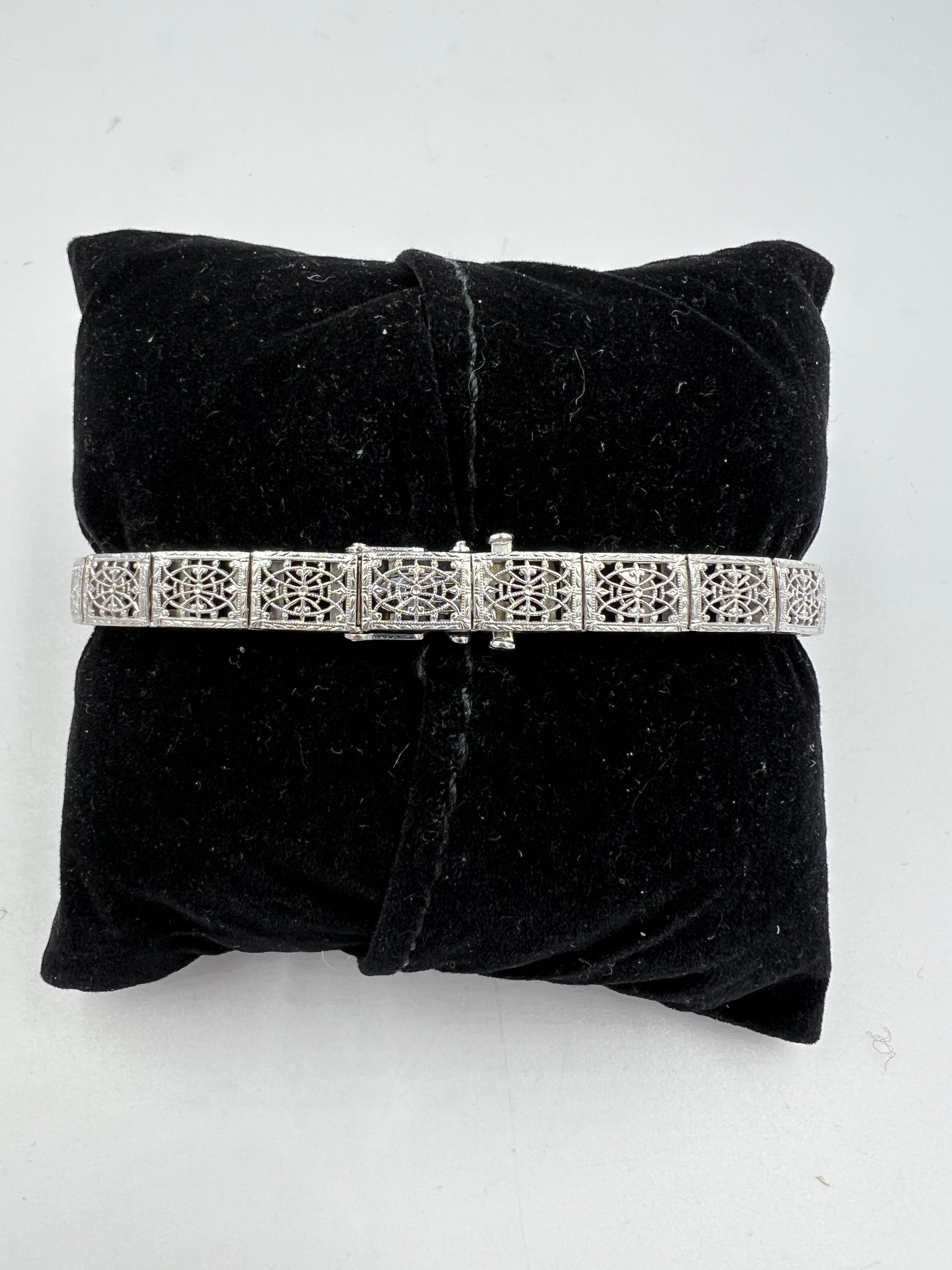 1930s Art Deco Sapphire Filigree White Gold Bracelet 4