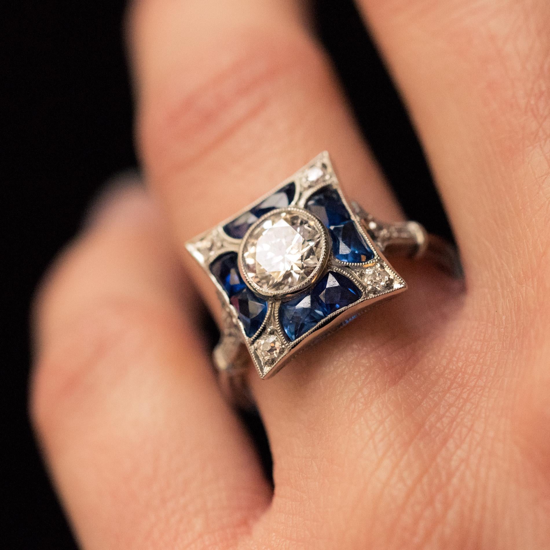 Women's 1930s Art Deco Sapphires Diamonds Platinum Ring