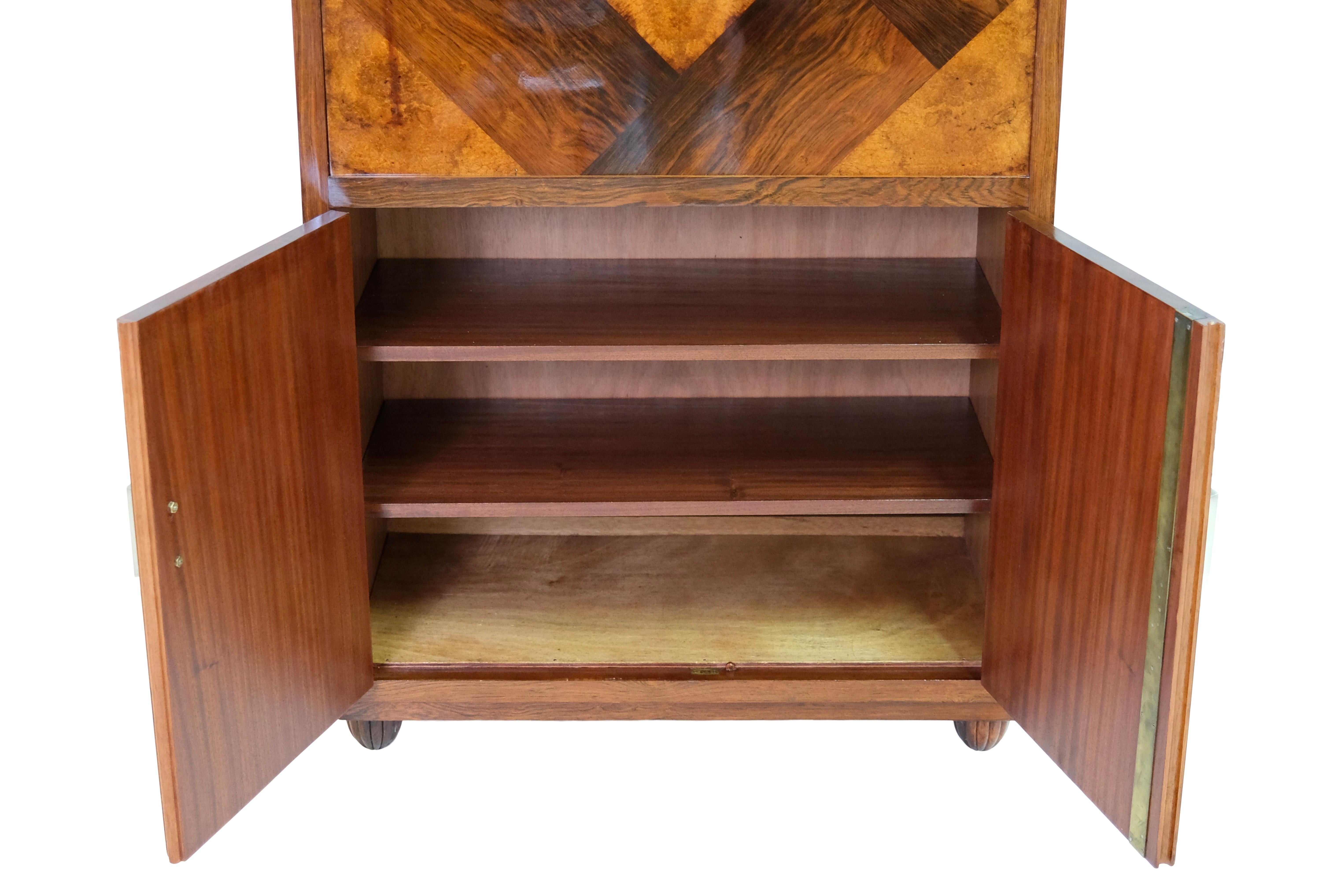 1930's Art Deco Secretaire Desk with hidden locking mechanism For Sale 3