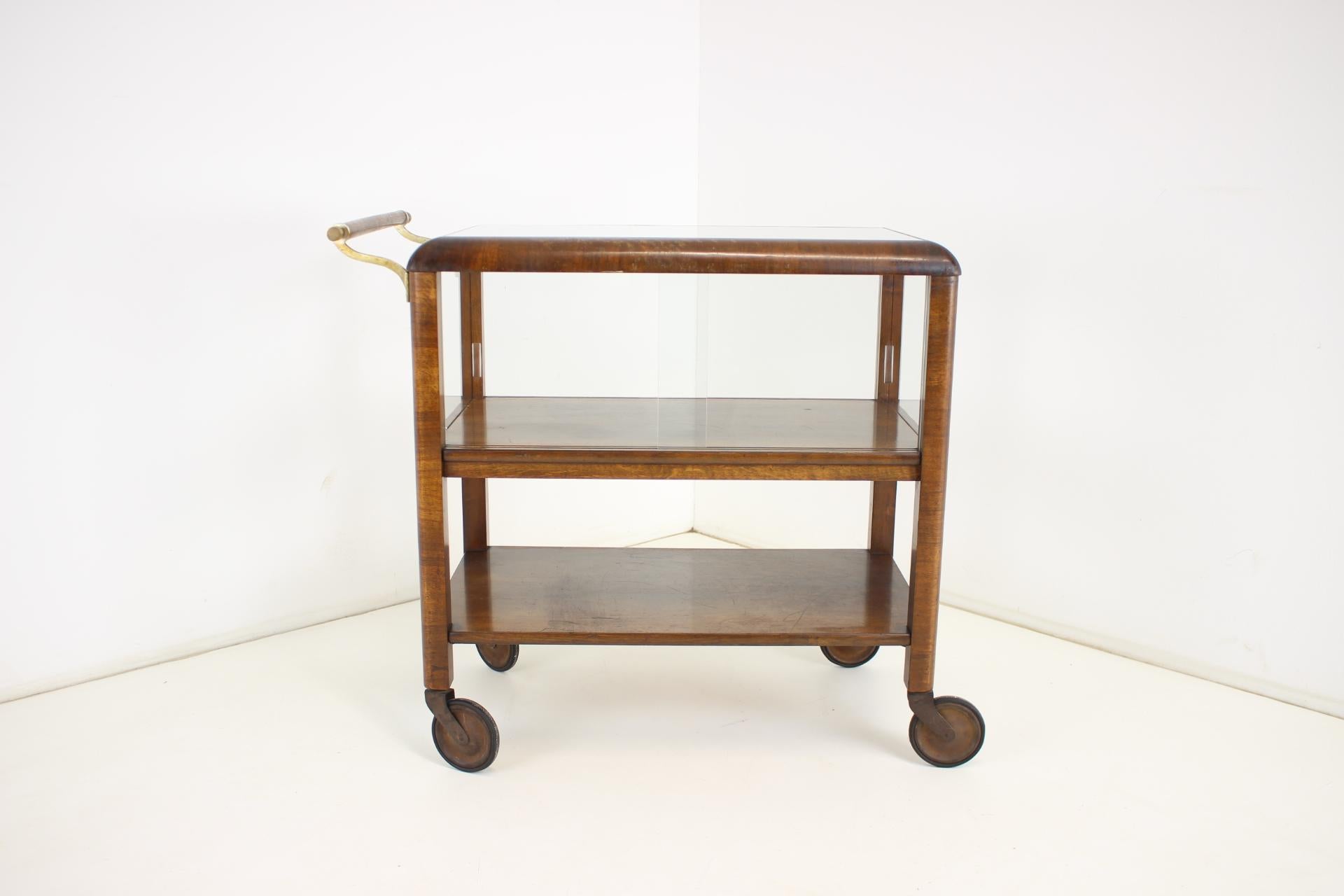1930s Art Deco Serving Bar/Cart, Czechoslovakia In Good Condition For Sale In Praha, CZ