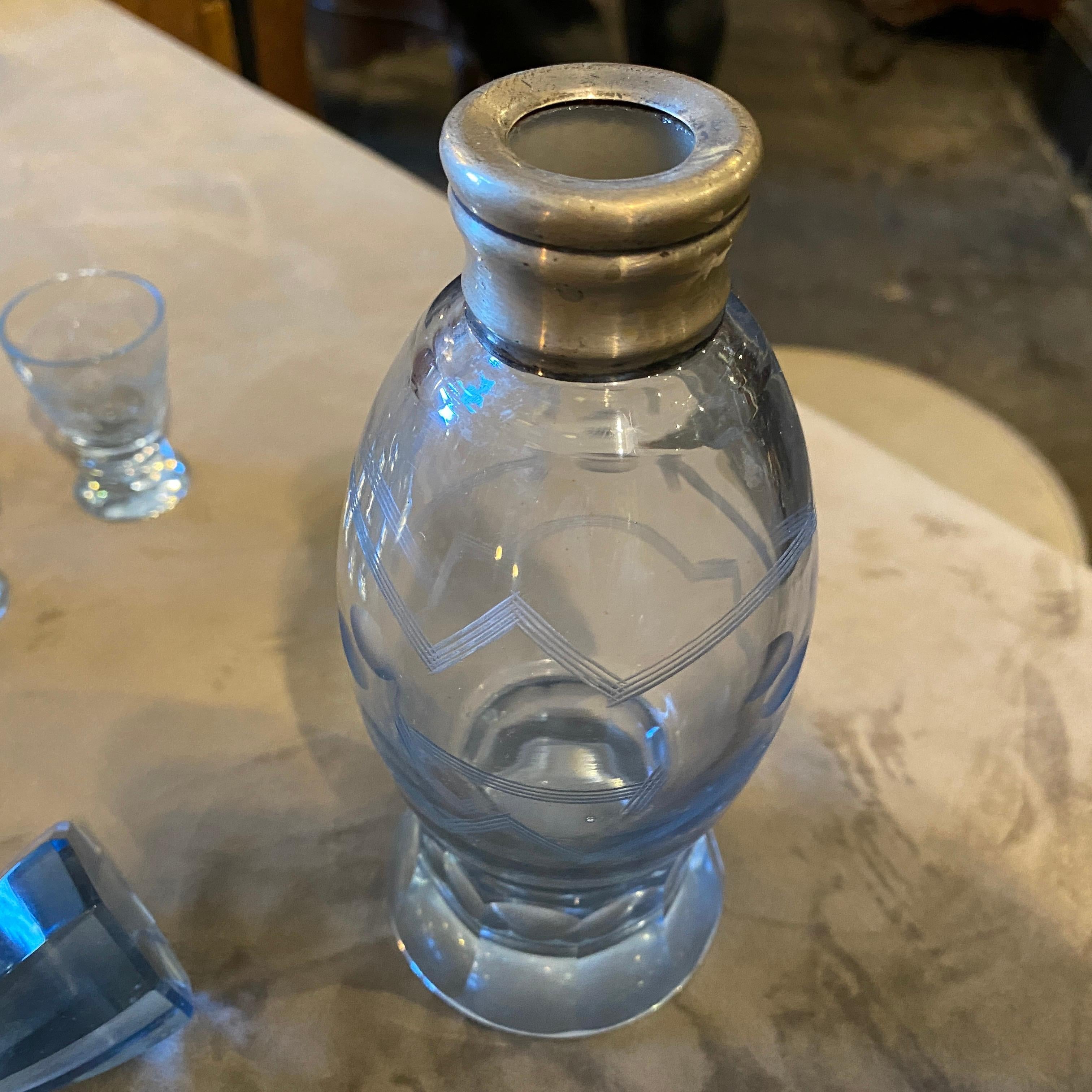Set da liquore italiano Art Deco anni '30 in argento e vetro blu inciso In condizioni buone in vendita a Aci Castello, IT