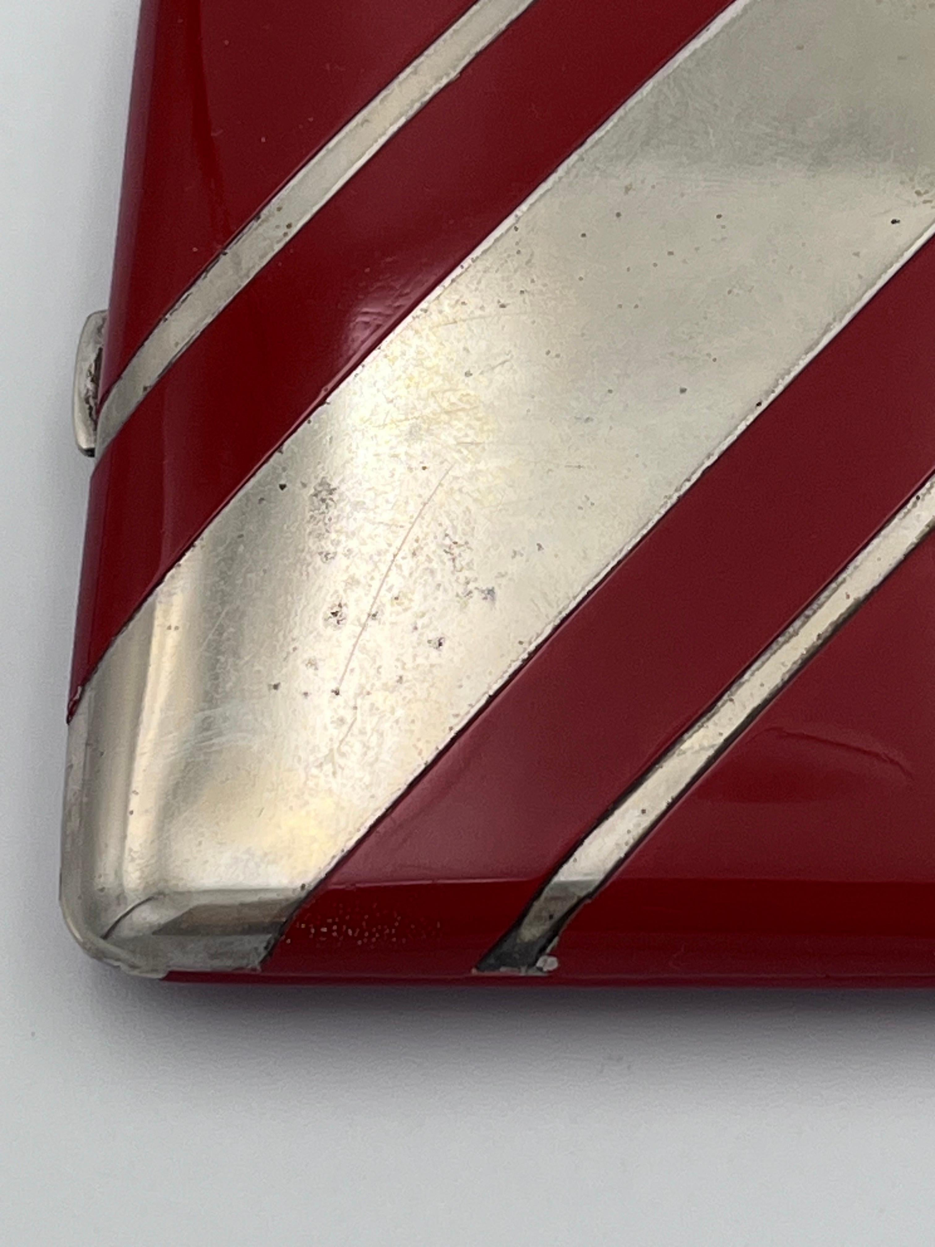 1930's Art Deco Silver Plate and Enamel Burgundy Red Cigarette Case, Unsigned in vendita 5