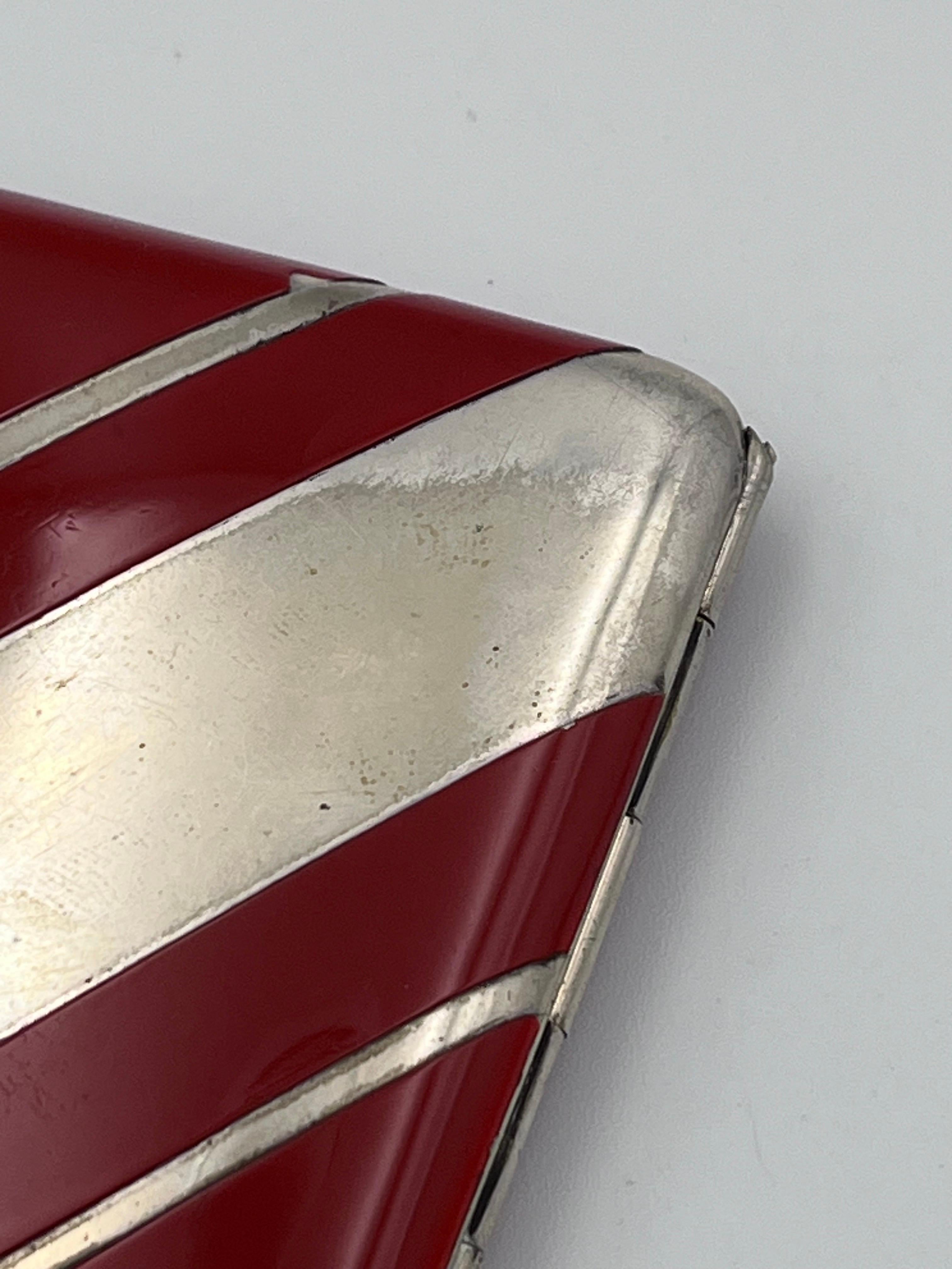 1930's Art Deco Silver Plate and Enamel Burgundy Red Cigarette Case, Unsigned in vendita 6