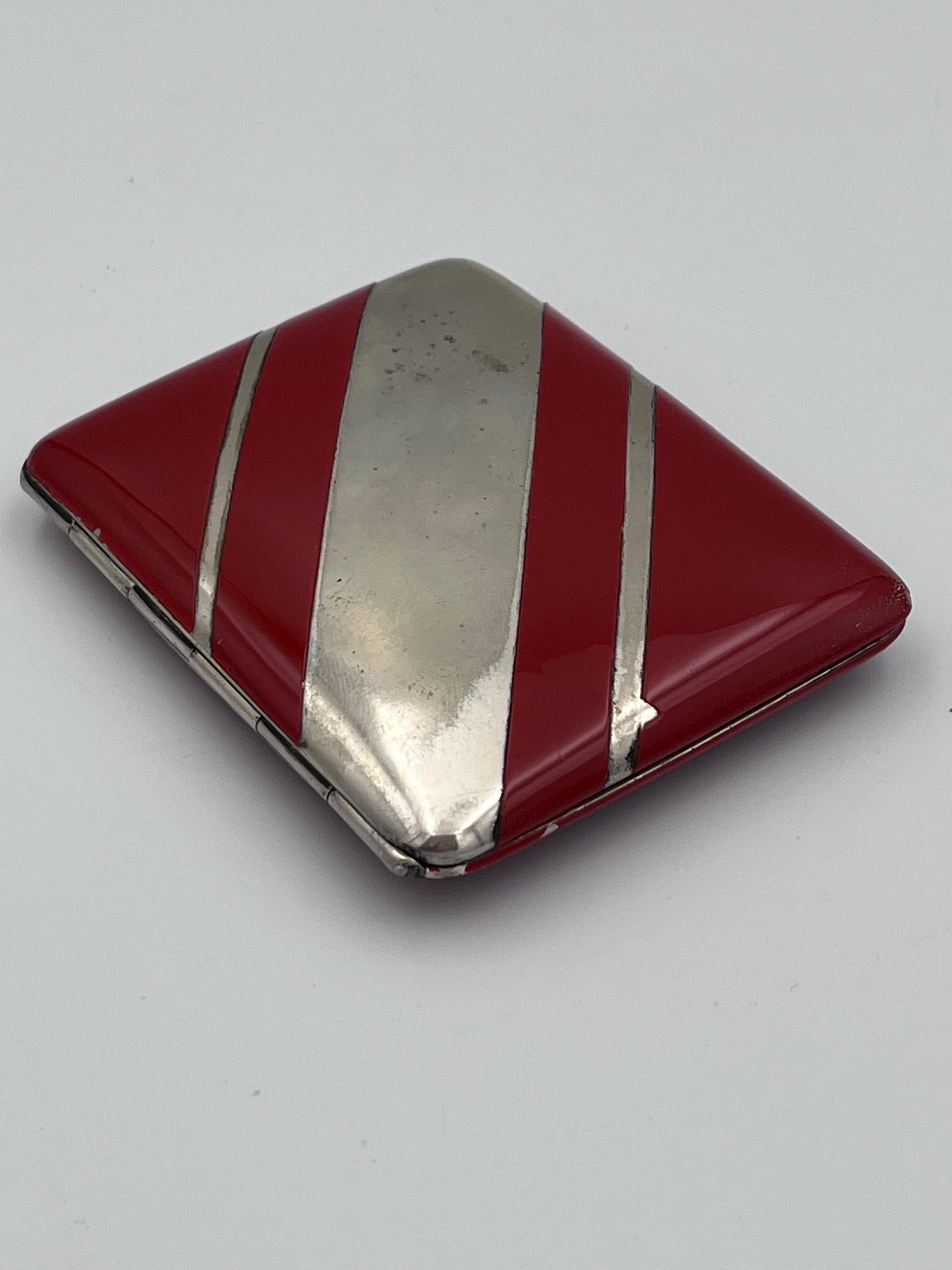 Metà XX secolo 1930's Art Deco Silver Plate and Enamel Burgundy Red Cigarette Case, Unsigned in vendita
