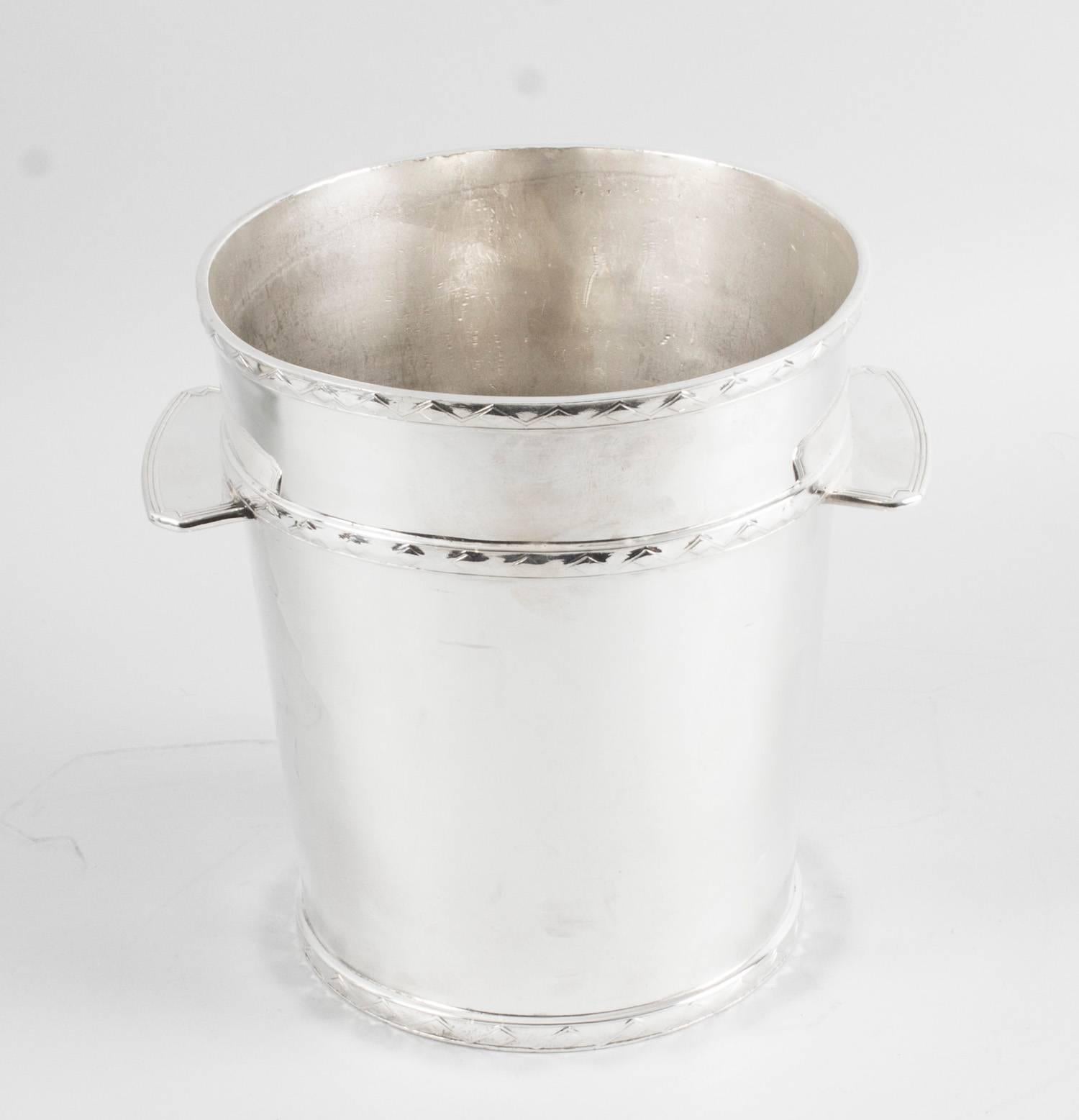 1930s Art Deco Silver Plate Ice Champagne Bucket Cooler In Excellent Condition In London, GB
