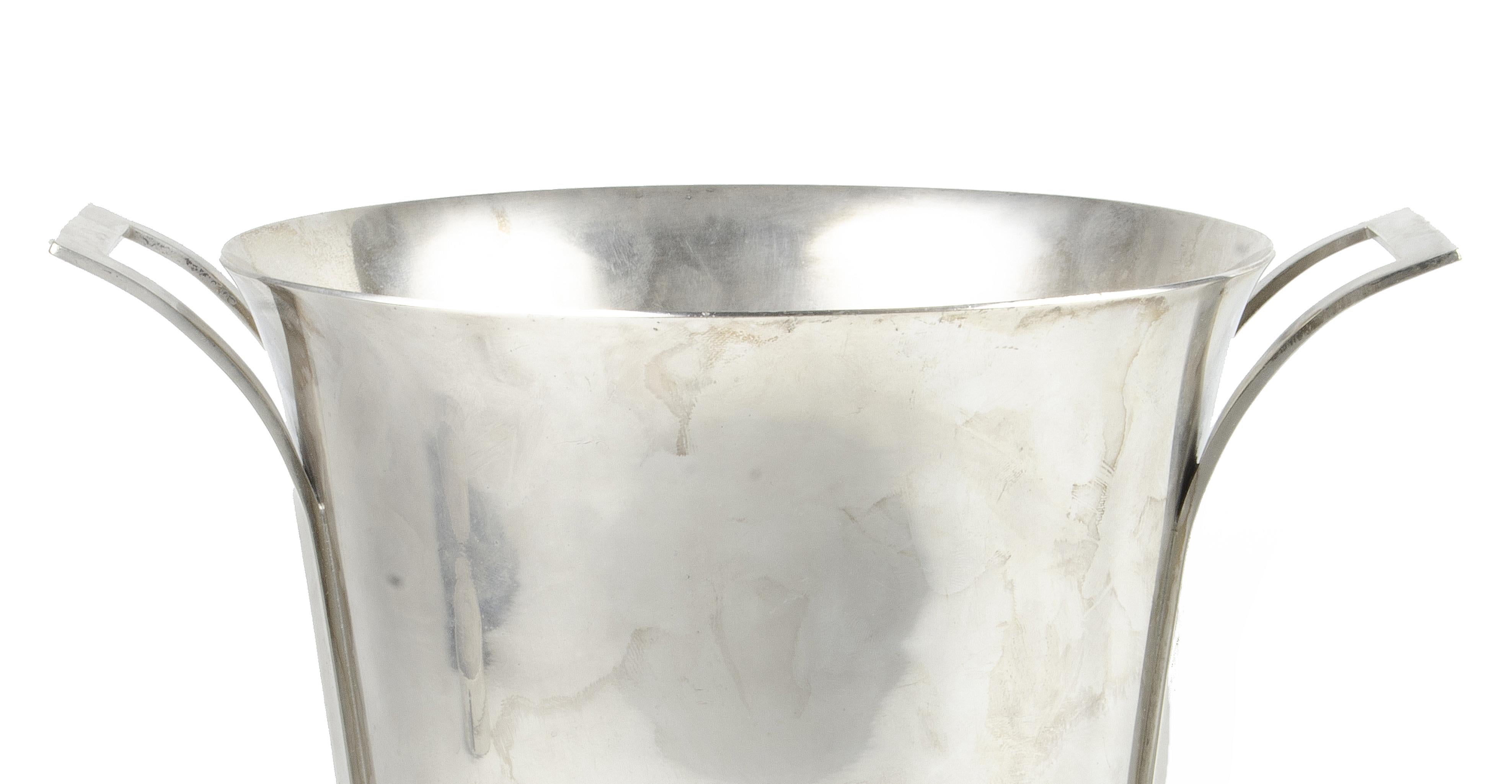 1930er Jahre Art Déco Versilberter Metall-Weinkühler/Eiskübel von Christofle, Frankreich (Art déco) im Angebot