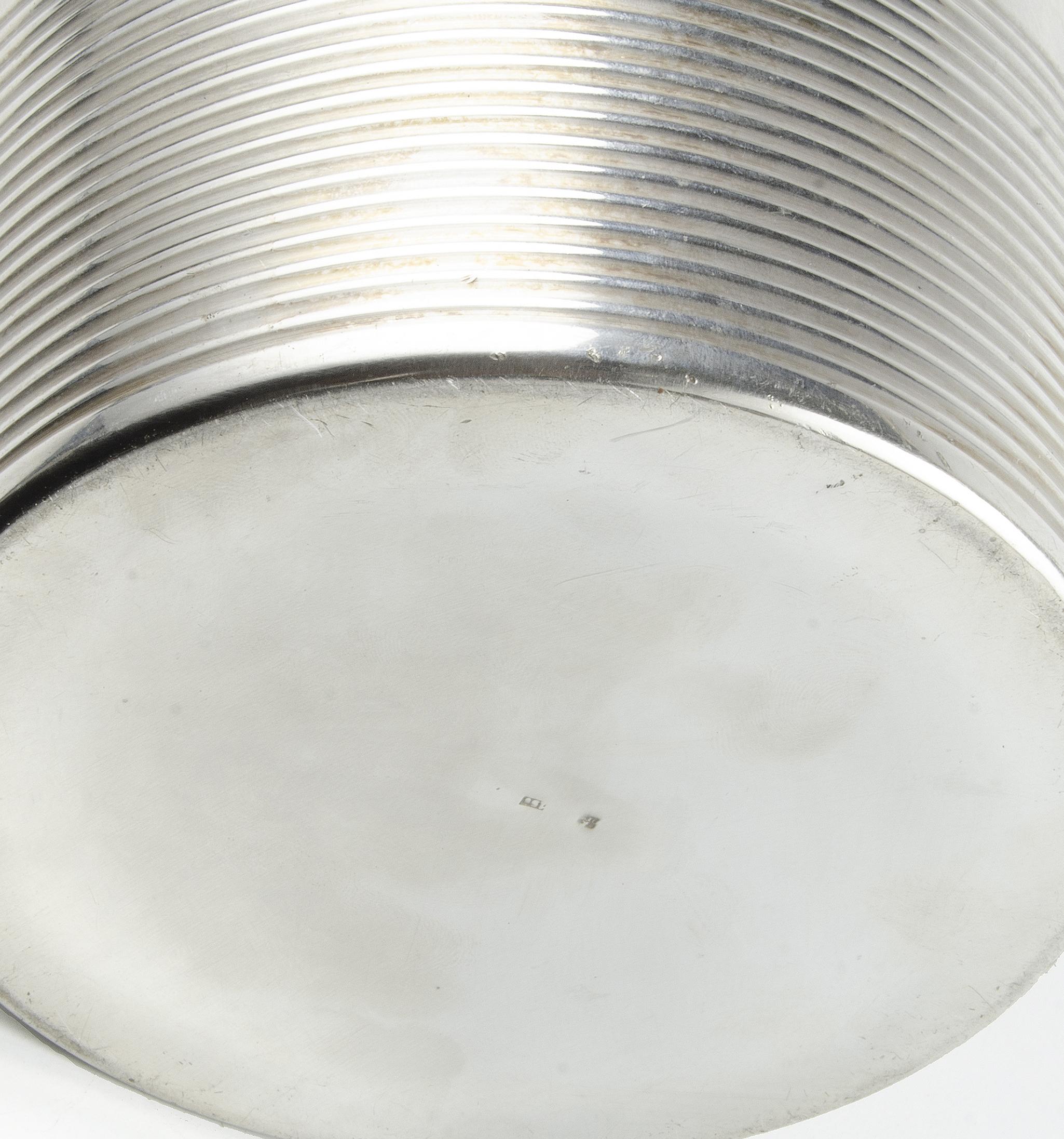1930er Jahre Art Déco Versilberter Metall-Weinkühler/Eiskübel von Christofle, Frankreich im Angebot 1