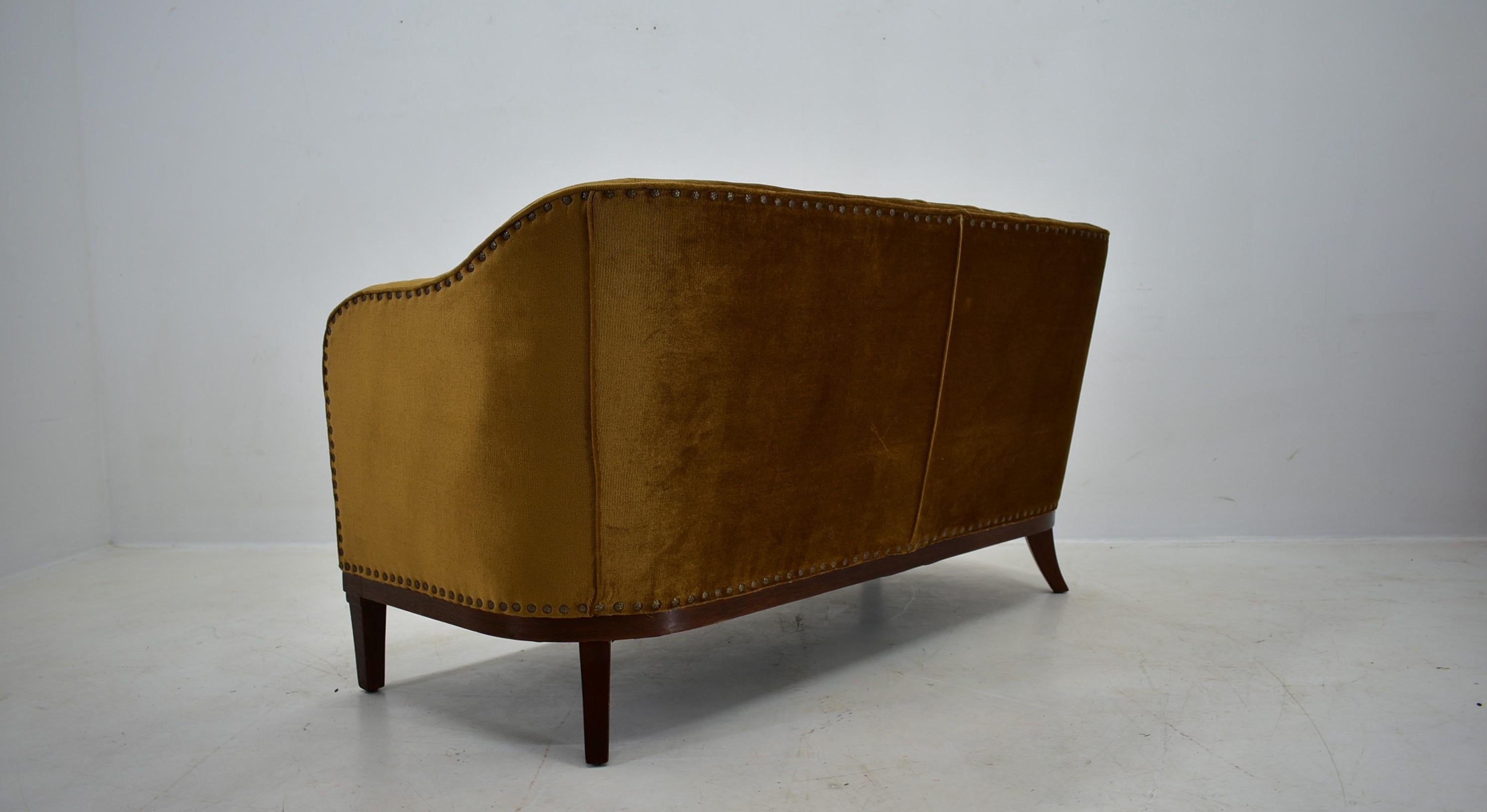 1930s  Art déco-Sofa, Tschechoslowakei im Angebot 5