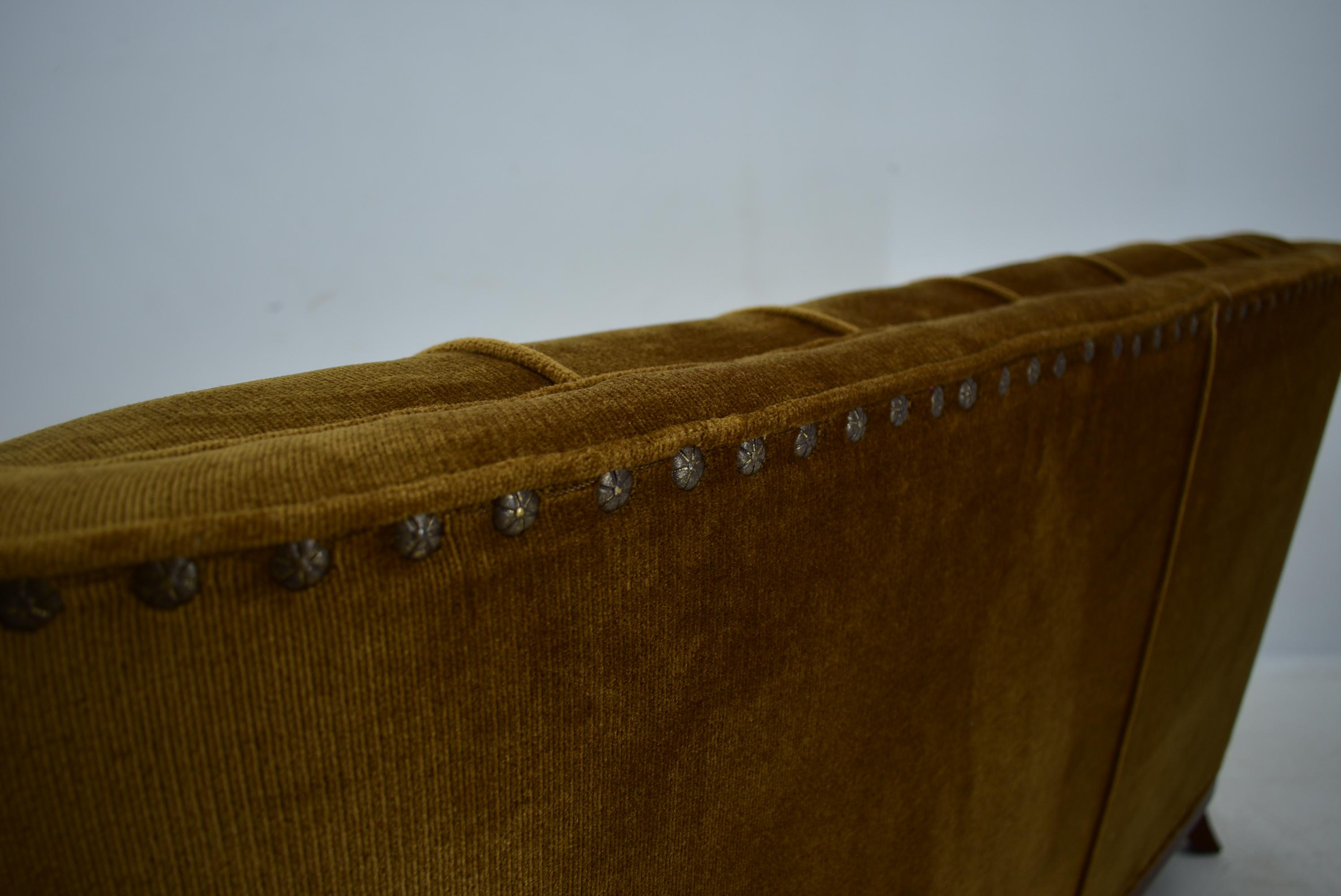 1930s  Art déco-Sofa, Tschechoslowakei im Angebot 6