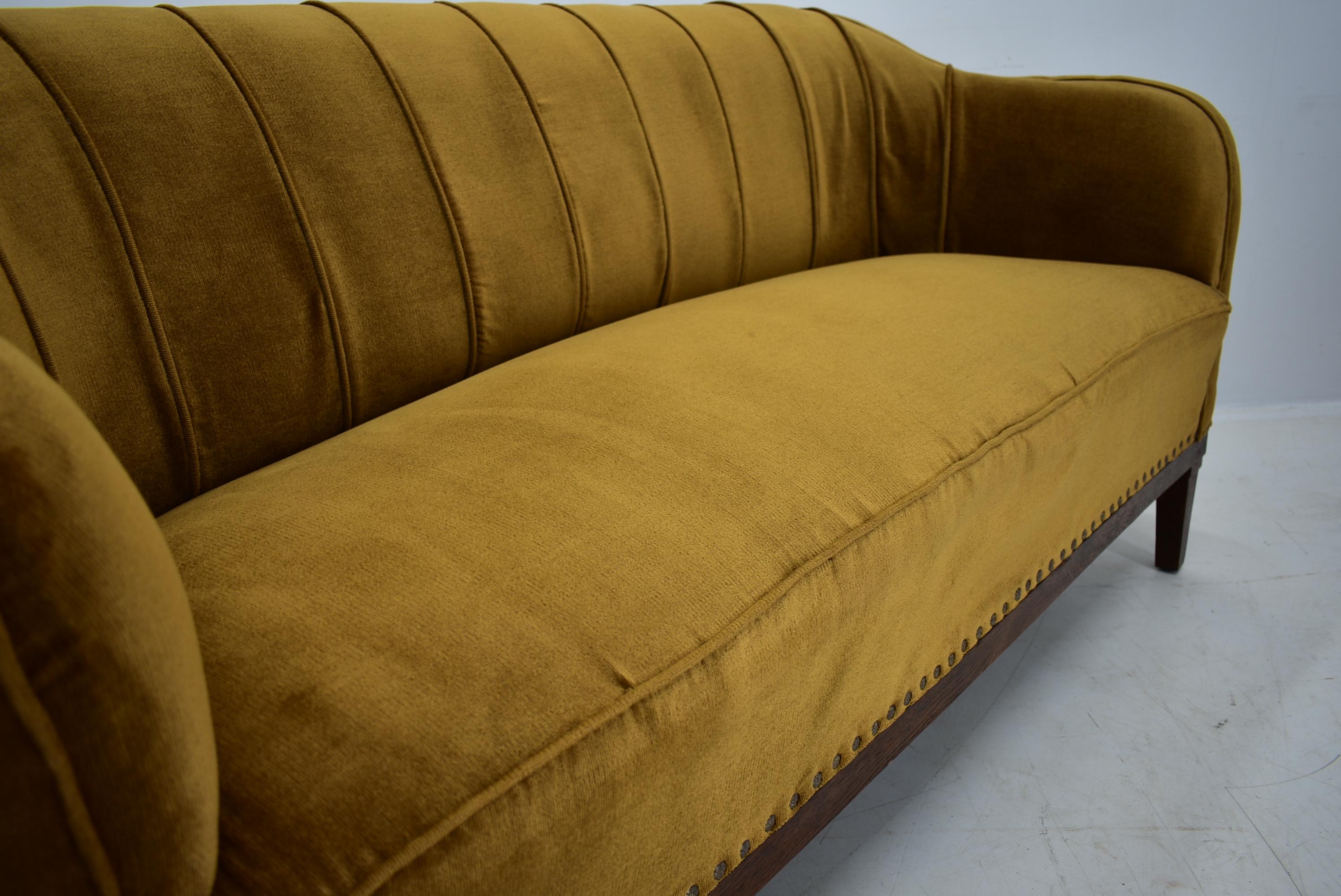 1930s  Art déco-Sofa, Tschechoslowakei im Angebot 13