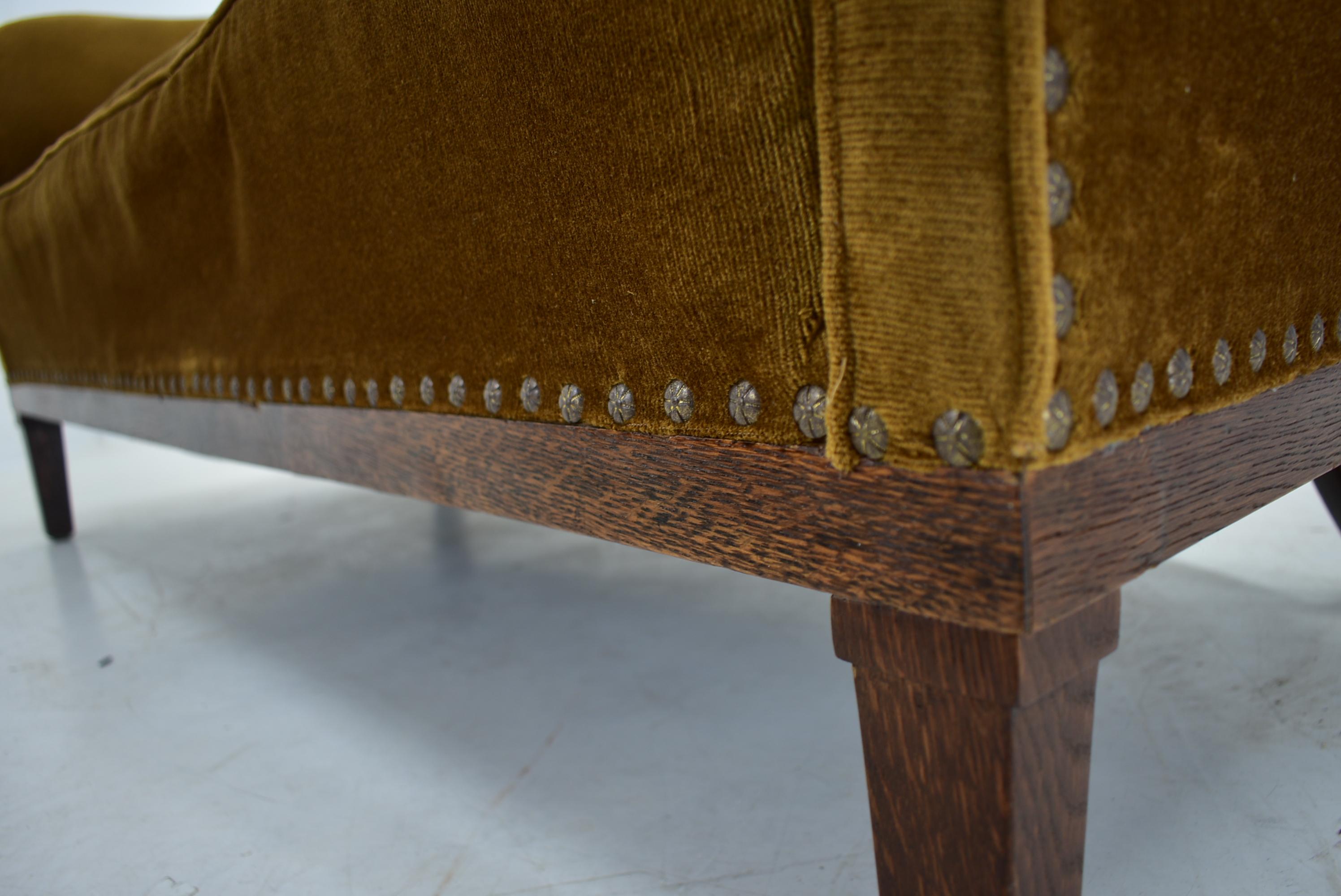 1930s  Art déco-Sofa, Tschechoslowakei im Angebot 1