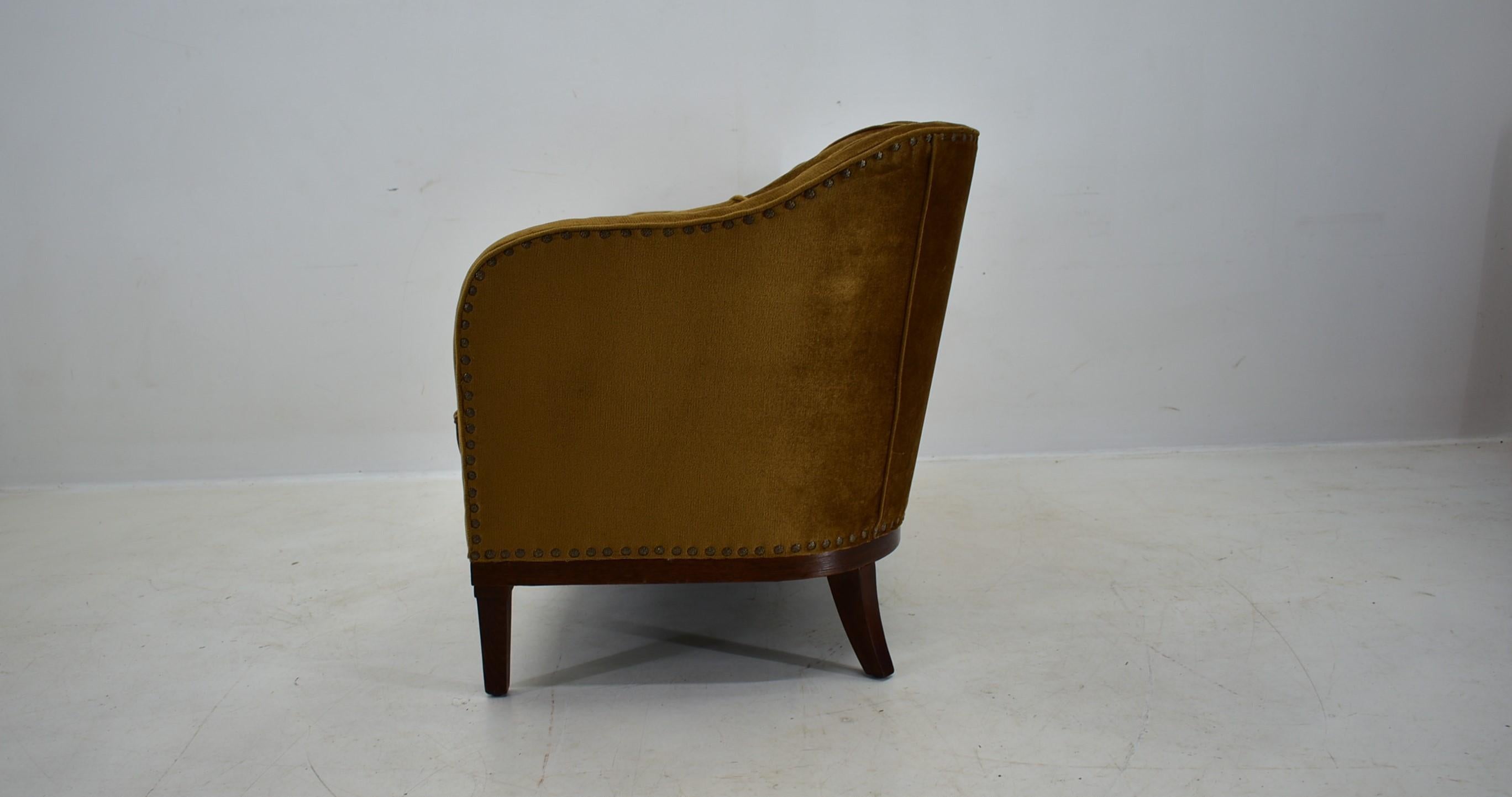 1930s  Art déco-Sofa, Tschechoslowakei im Angebot 2