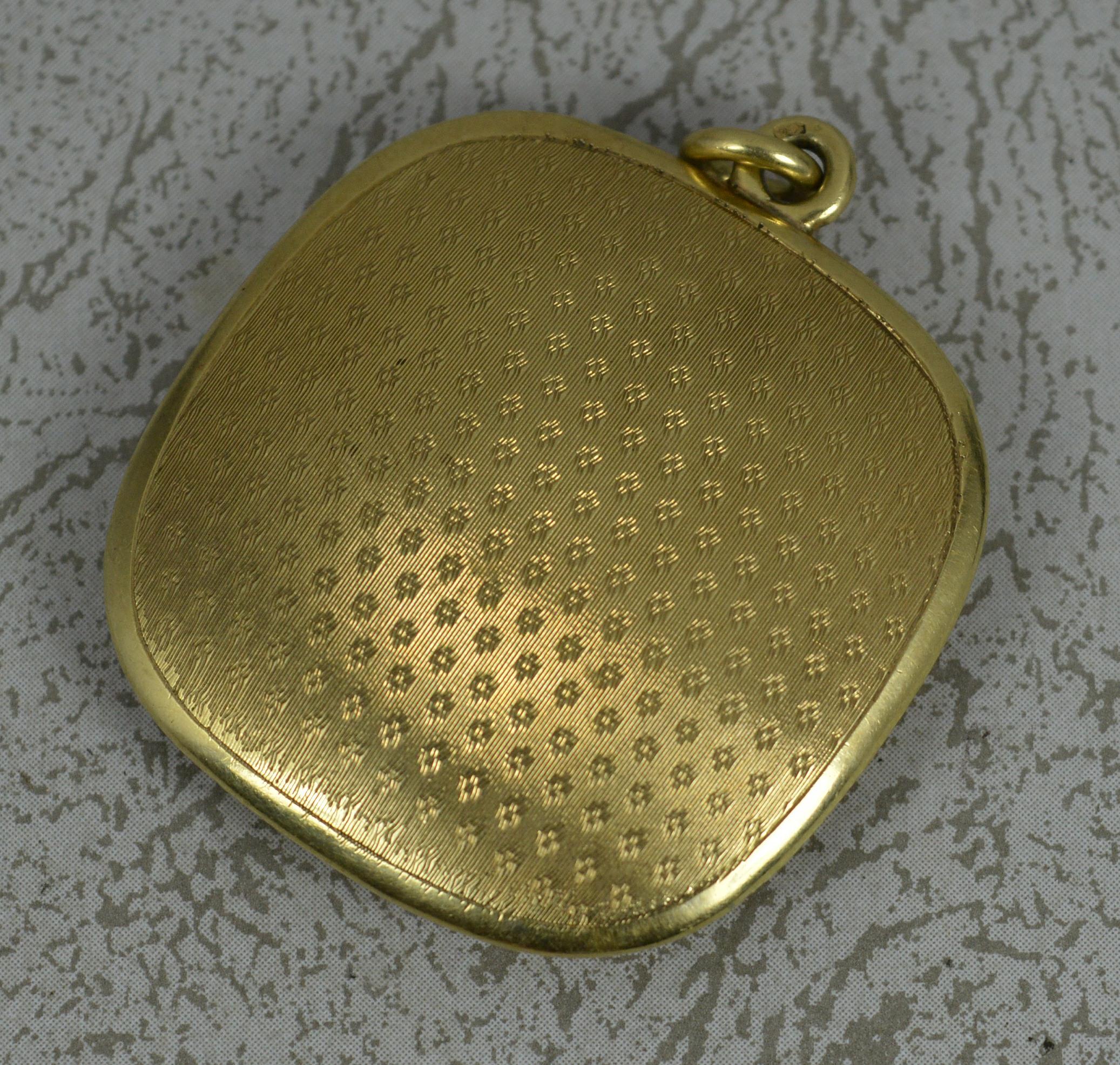 1930's Art Deco Solid 14 Carat Gold Compact Box Pendant 3