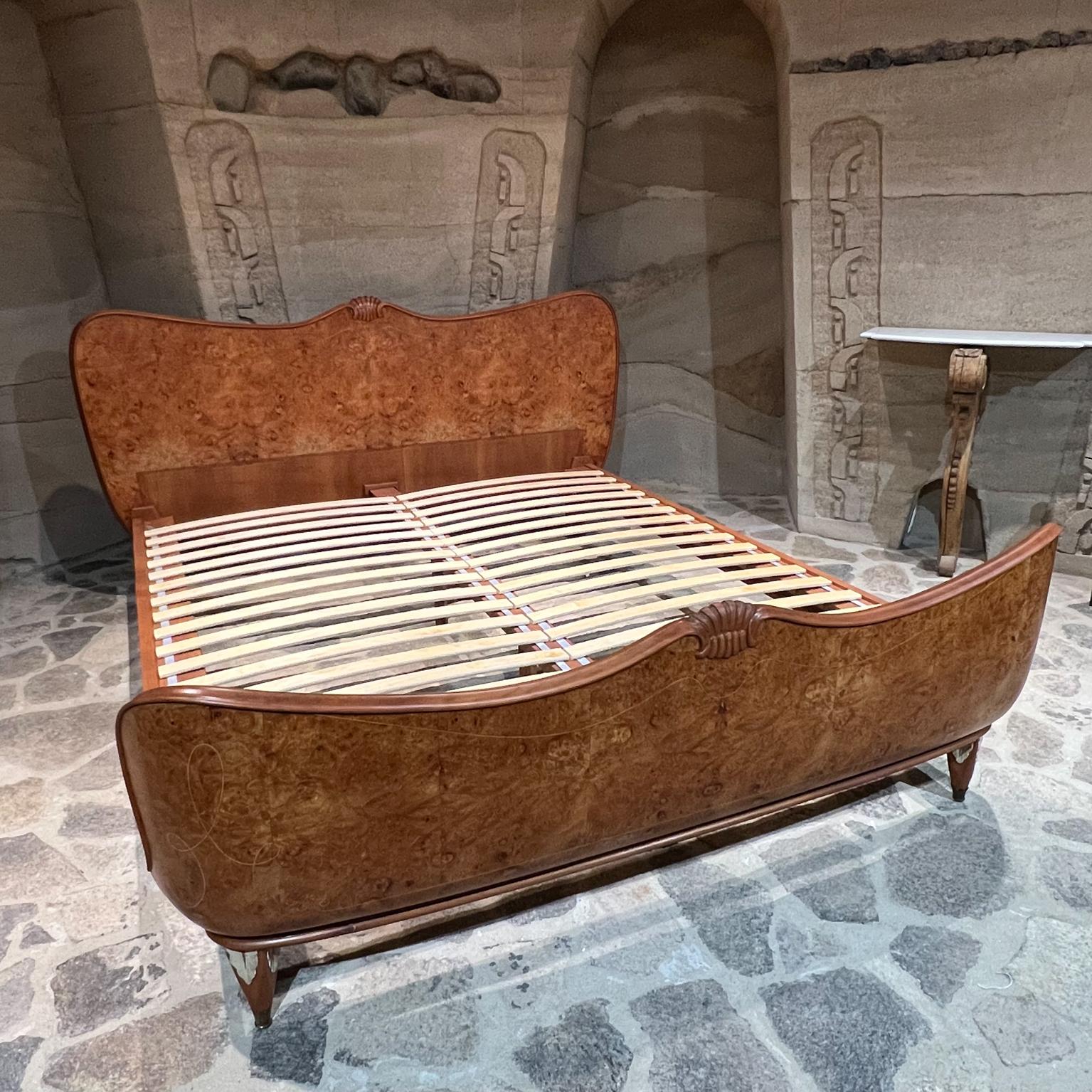 1930s Art Deco Sophisticated King Bed in Burlwood Sculptural Swag Italy For Sale 6
