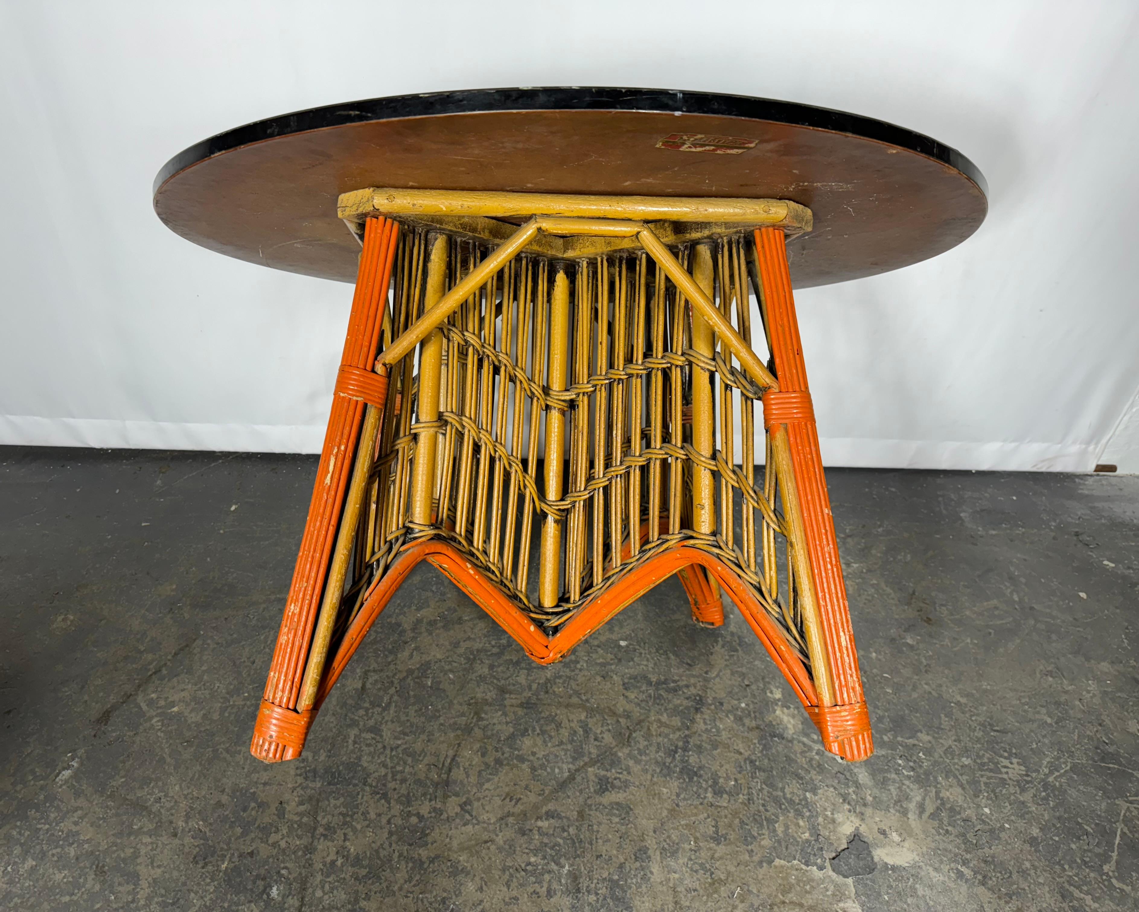 1930's Art Deco  Stick wICKER / Split Reed Center / Cocktail Table, Ypsilanti In Good Condition For Sale In Buffalo, NY