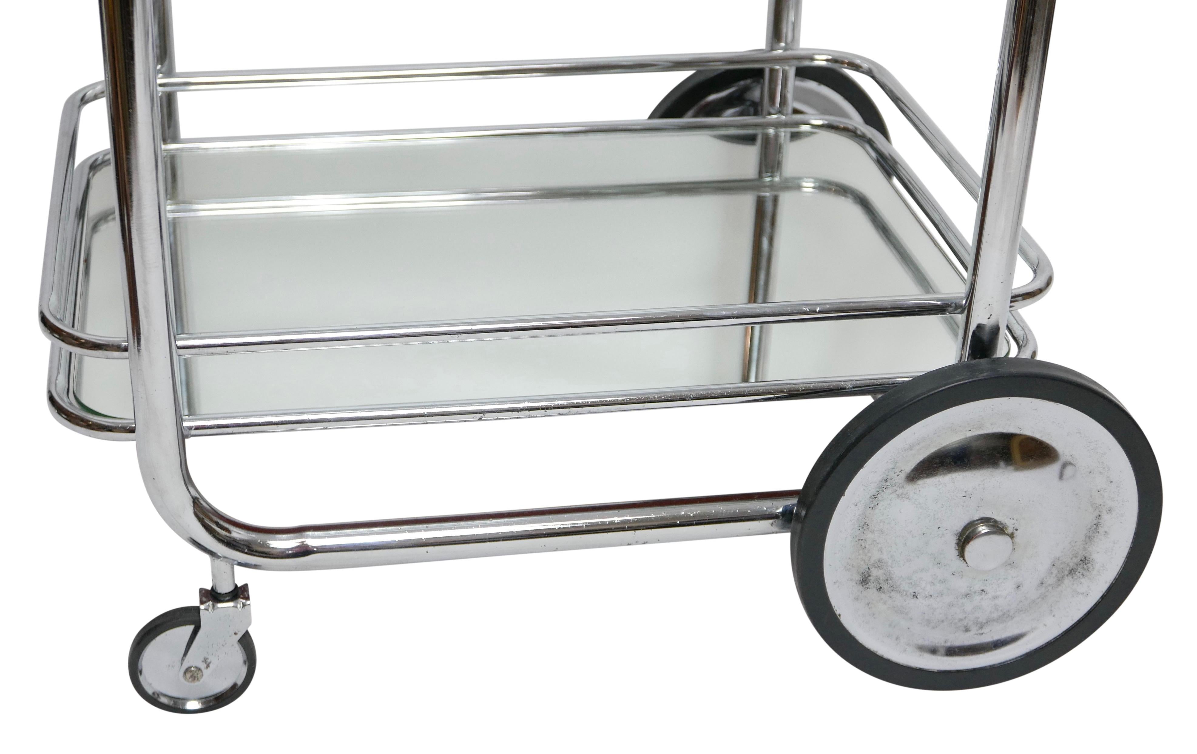 1930s Art Deco Streamline Modern Chrome and Glass Bar Cart 2