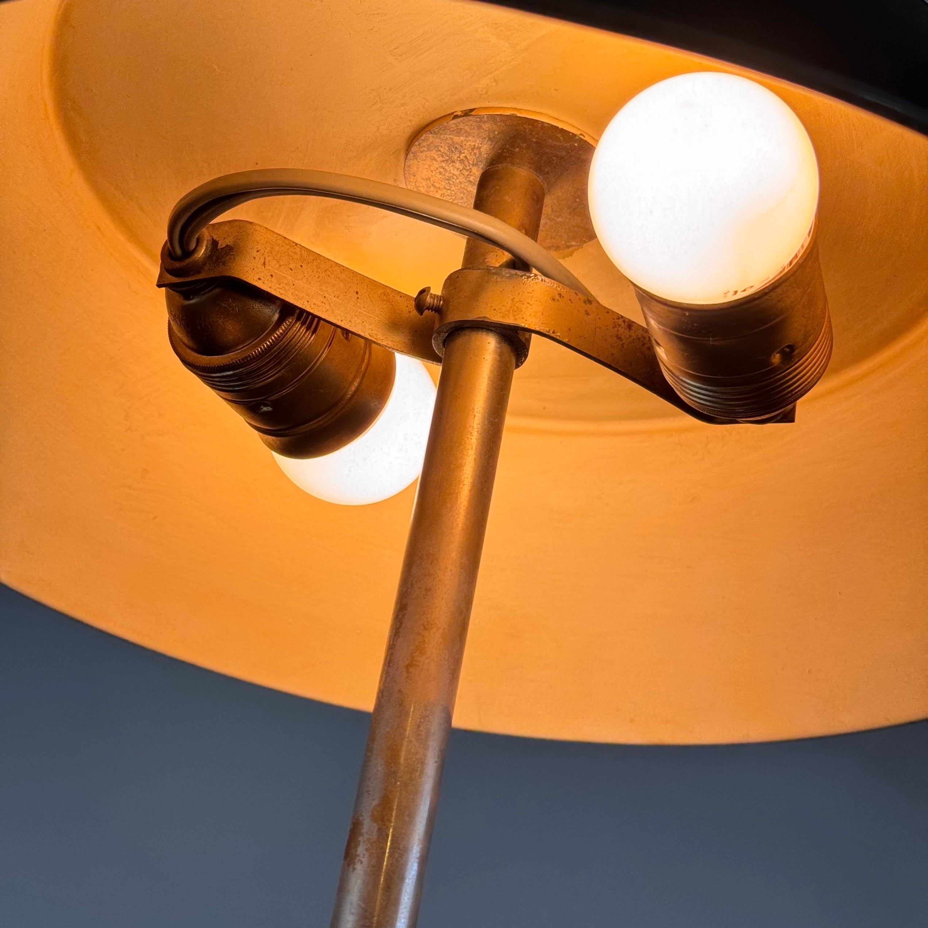 Metal 1930s Art Decò / Swedish Grace Table Lamp by Erik Tidstrand for NK For Sale