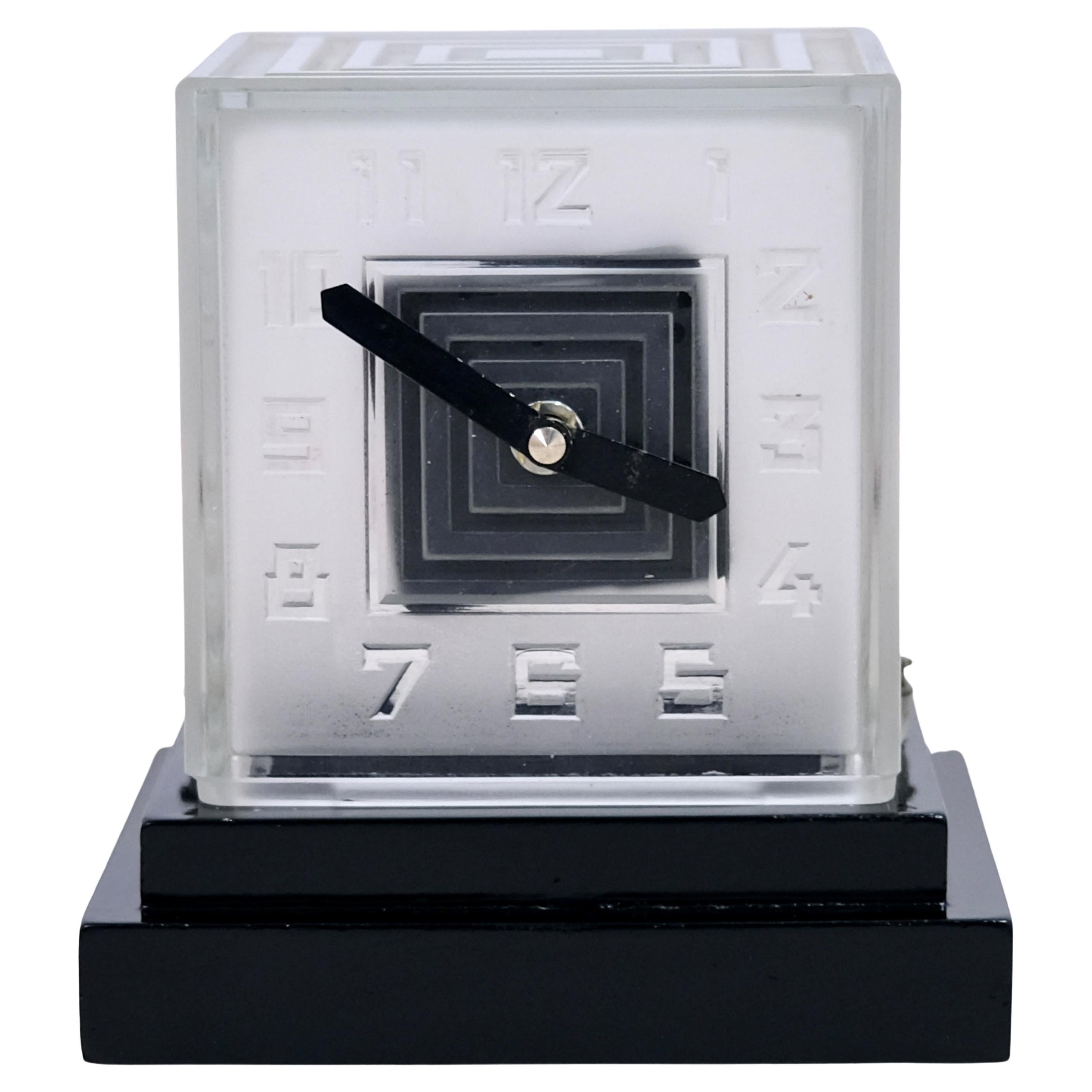 1930s Art Deco Table Desk Clock With Cubist Glass Case by P.M. Favre