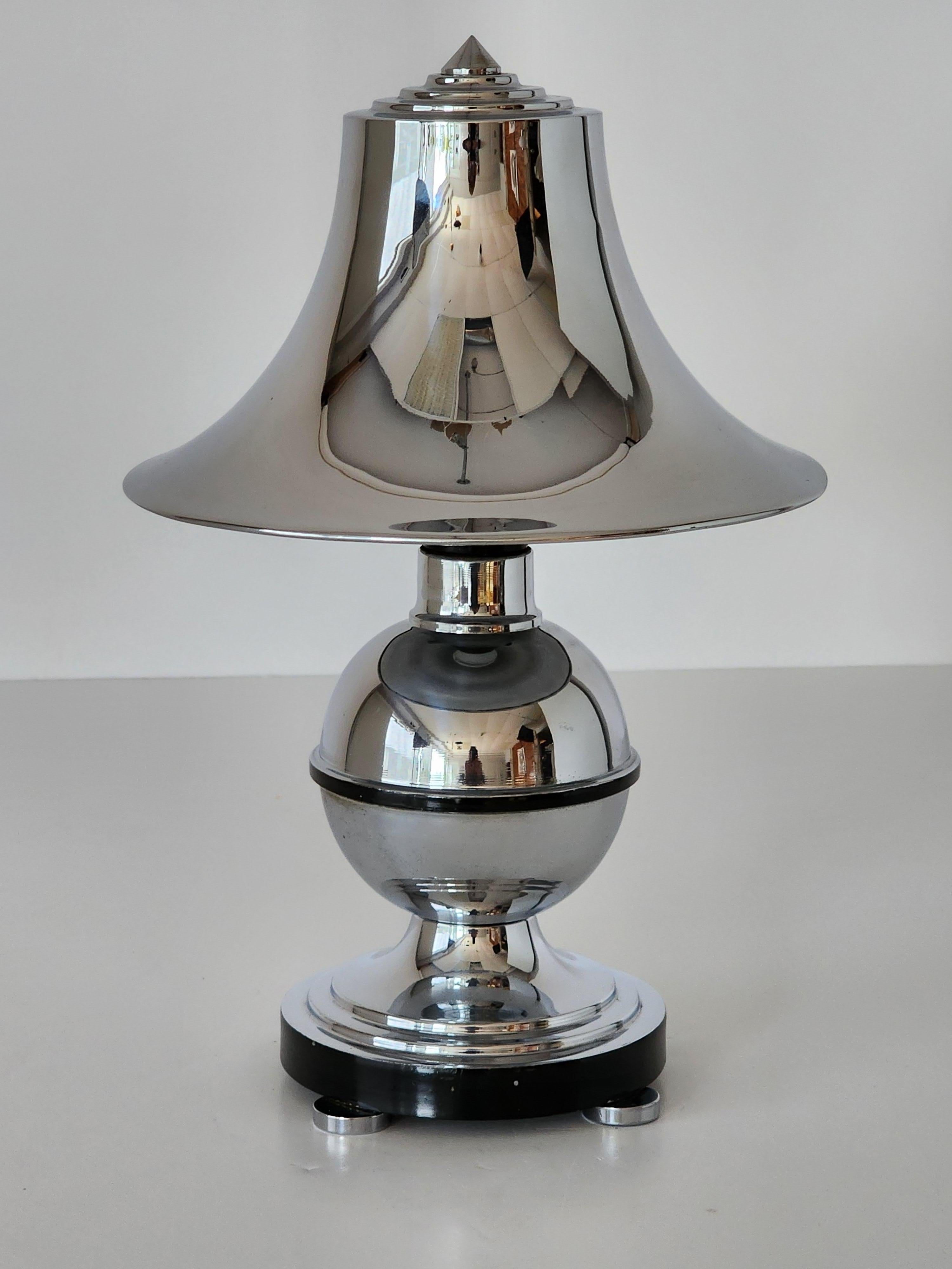 1930er Art Deco Tischlampe von  Elektrolyseur  im Angebot 4