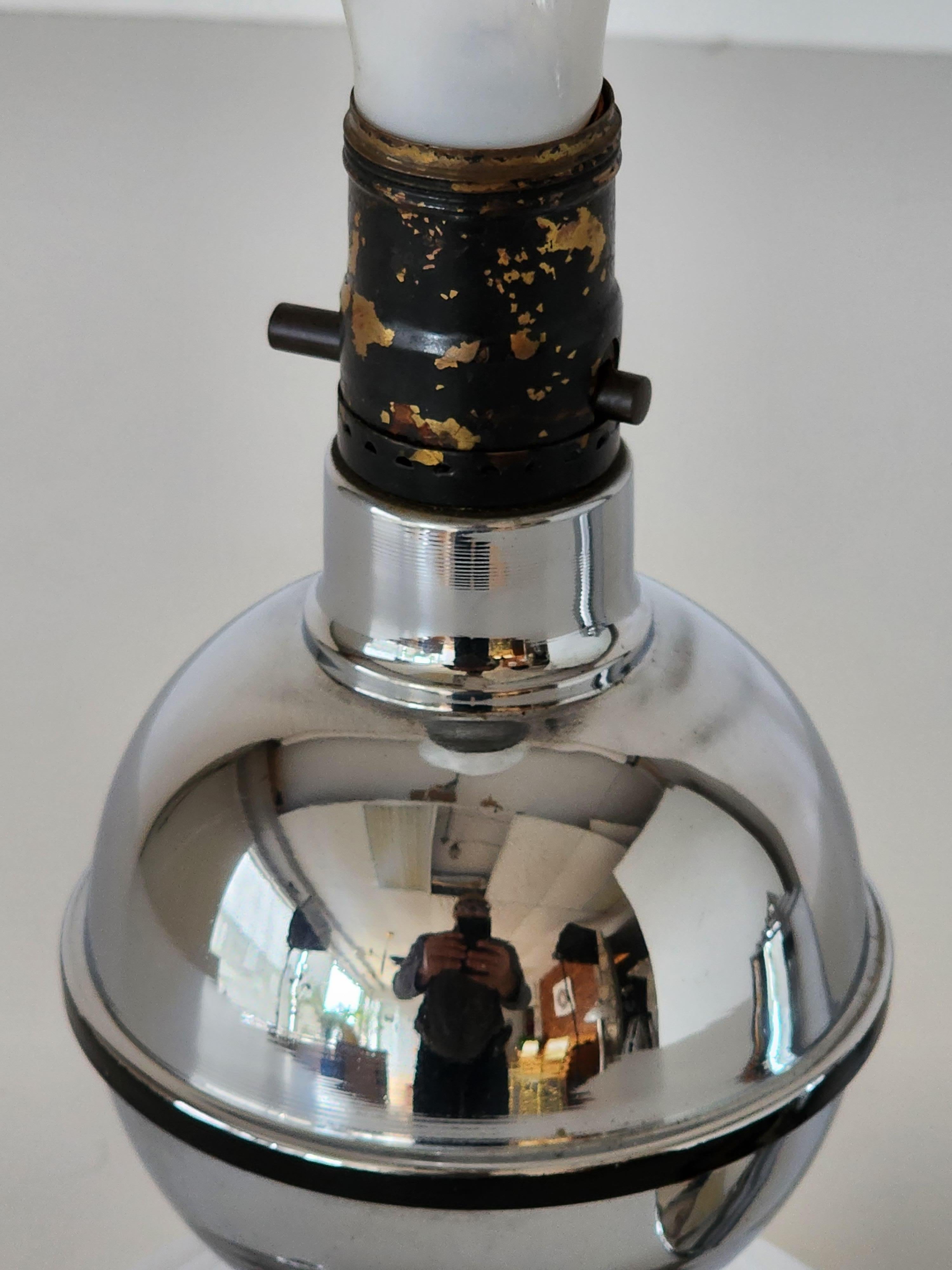 Lampe de table Art déco des années 1930  Électrolyseur  en vente 3