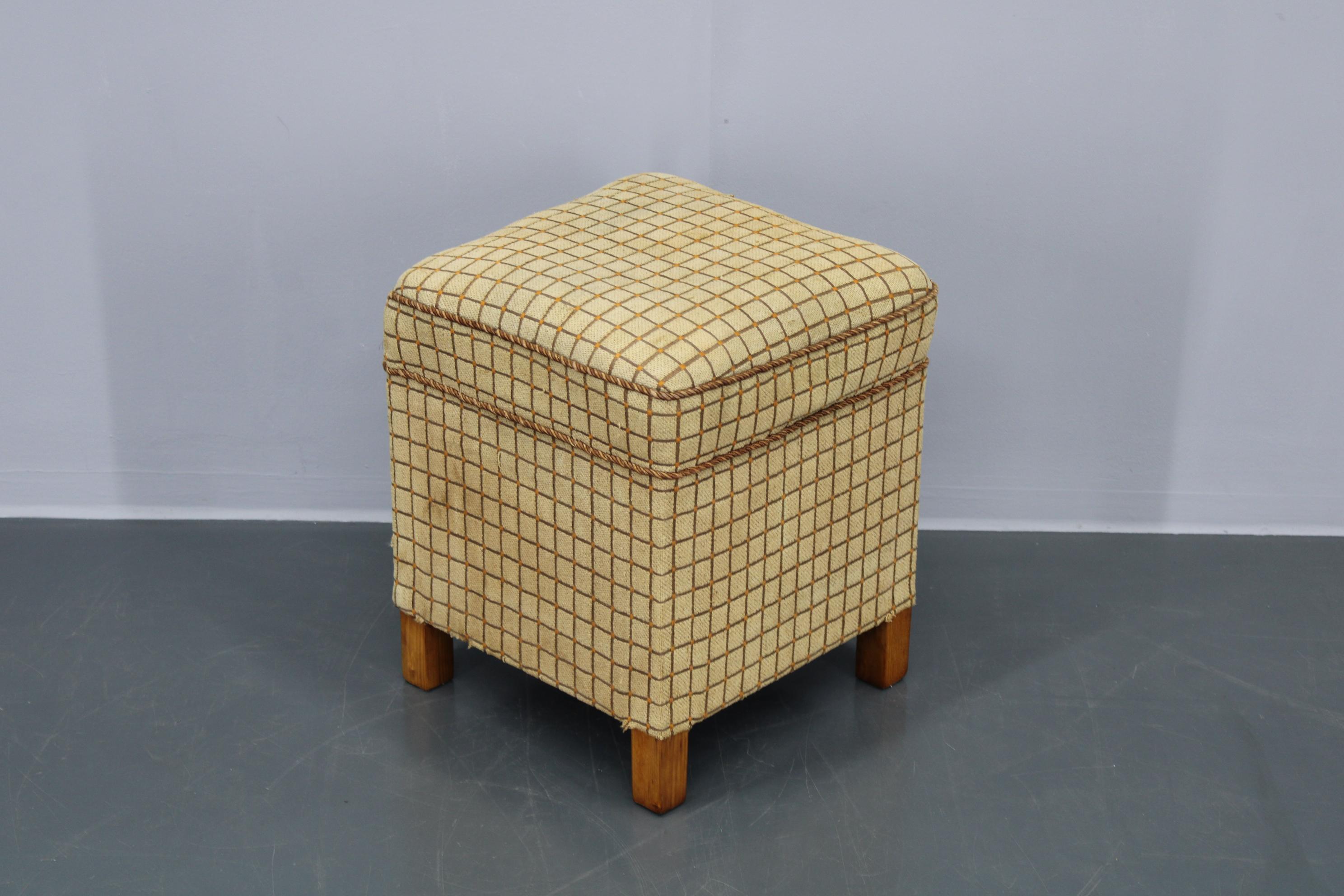 1930s Art Deco Tabouret , Czechoslovakia In Good Condition For Sale In Praha, CZ