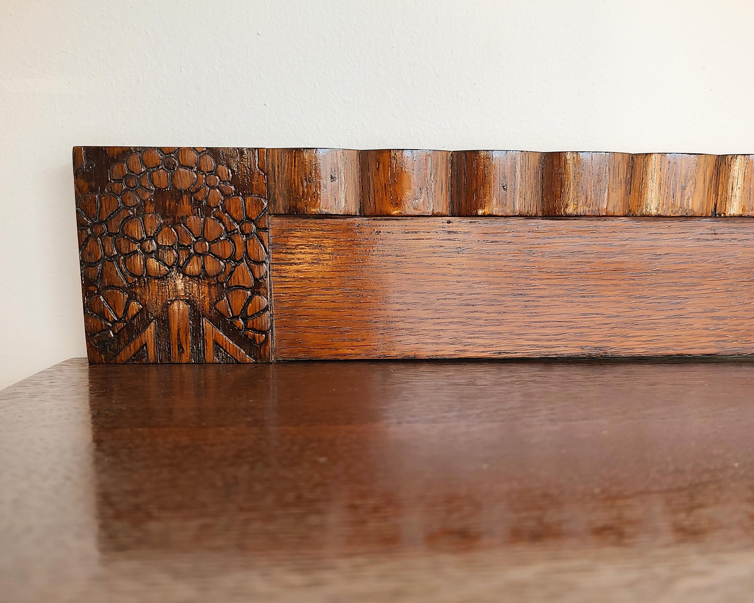 1930s Art Deco Tiger Oak Wood Buffet Cabinet Antique For Sale 11