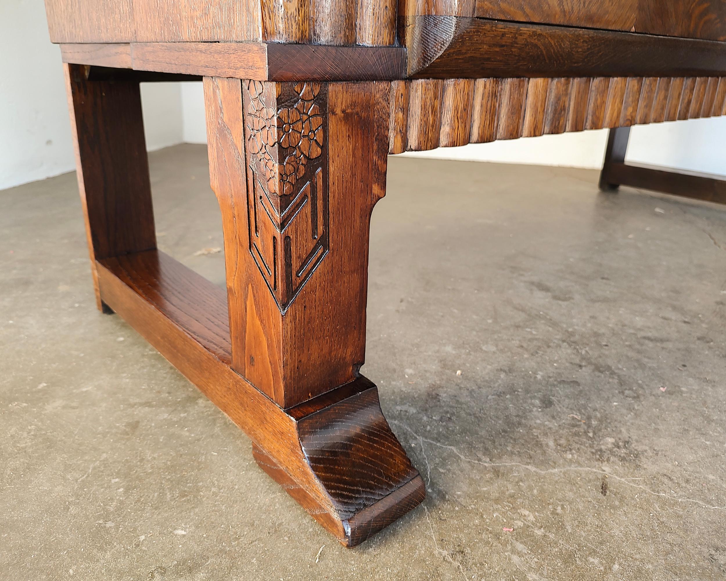 1930s Art Deco Tiger Oak Wood Buffet Cabinet Antique For Sale 14