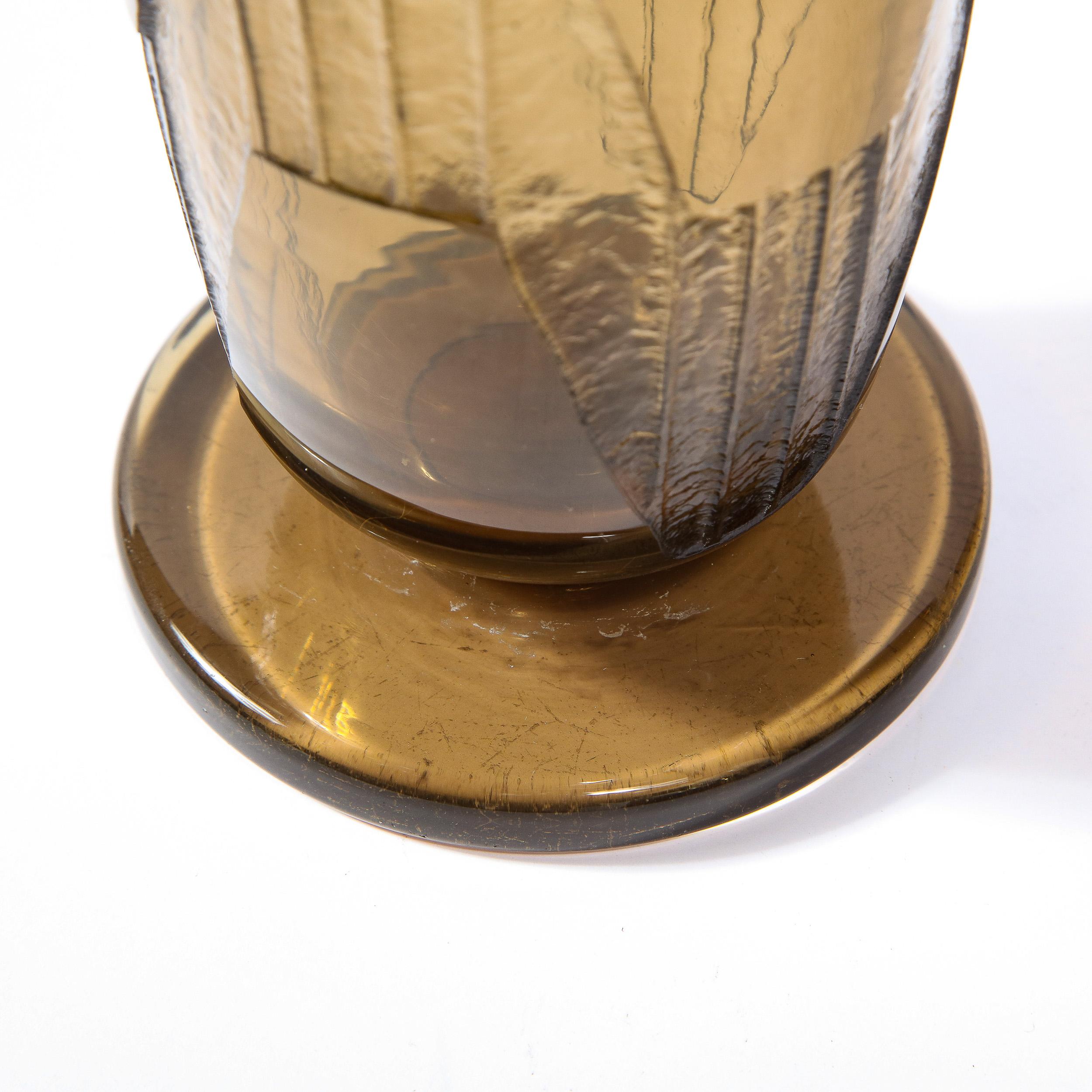 Verre d'art Vase en verre Art Déco des années 1930, style cubiste, topaze et topaze, signé par Schneider en vente