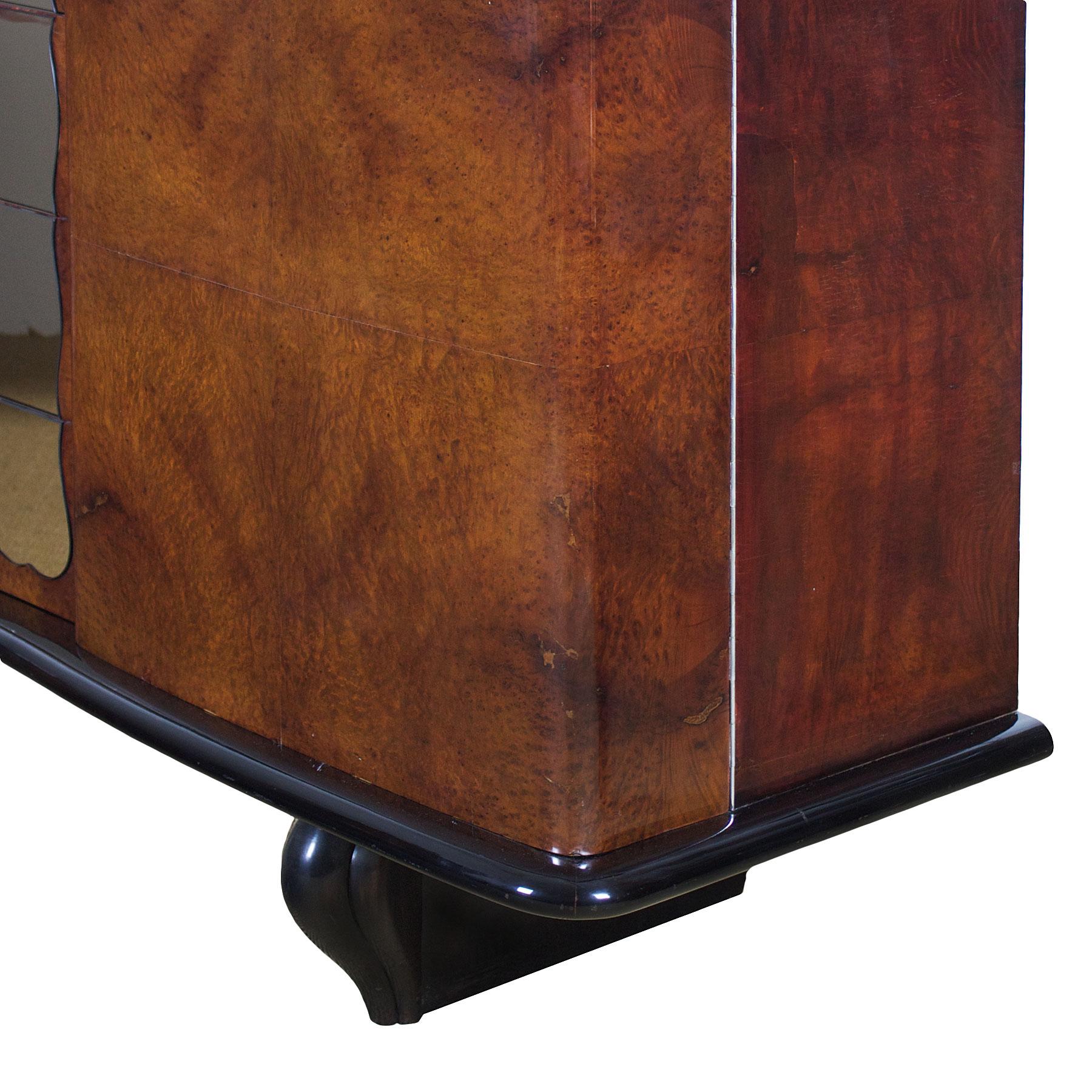 Wood 1930s Art Deco Two Doors and Four Drawers Sideboard, Thuya Burl, Mirror - Italy For Sale