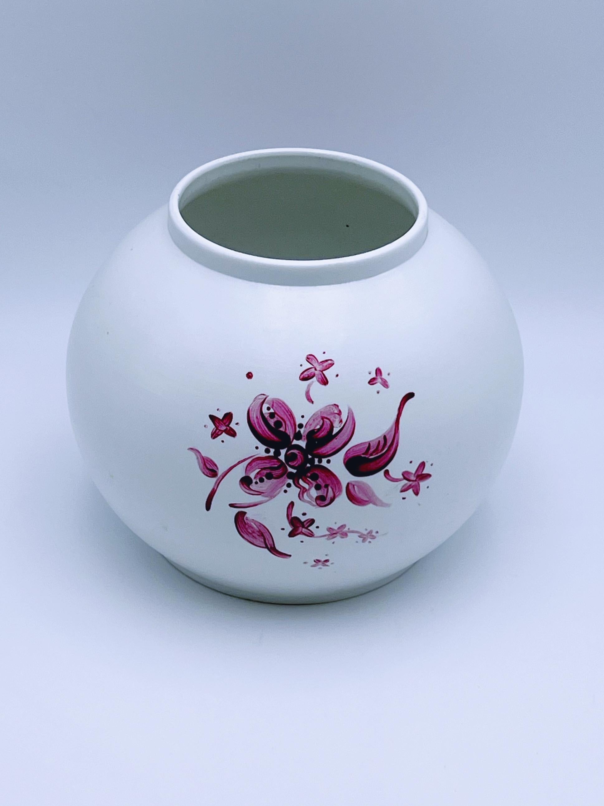 Jarrón ART DECO de los años 30 de Nora Gulbrandsen en venta 1