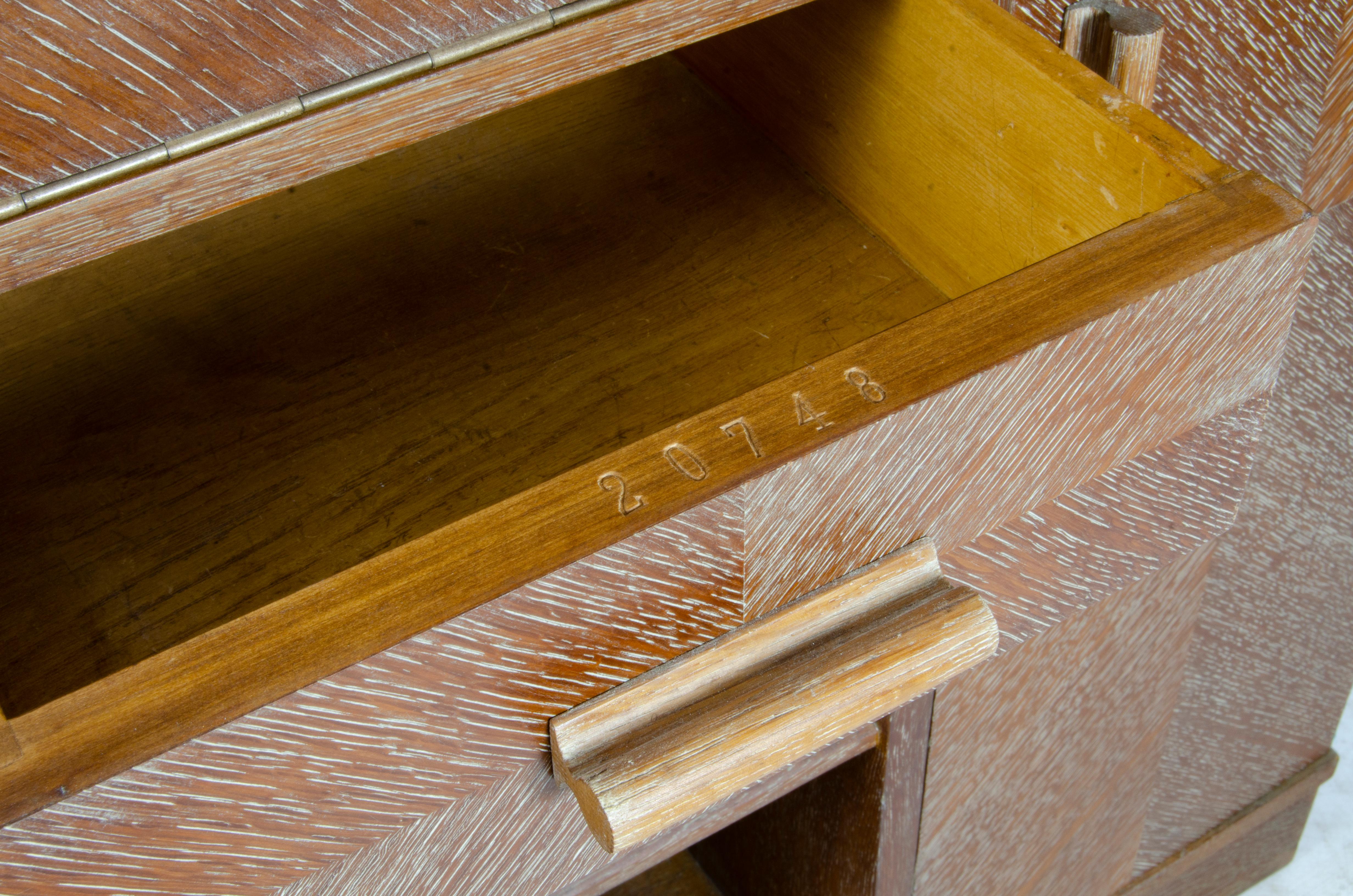 Secreter de madera chapada Art Déco de los años 30, estilo Jacques Adnet, Francia en venta 1