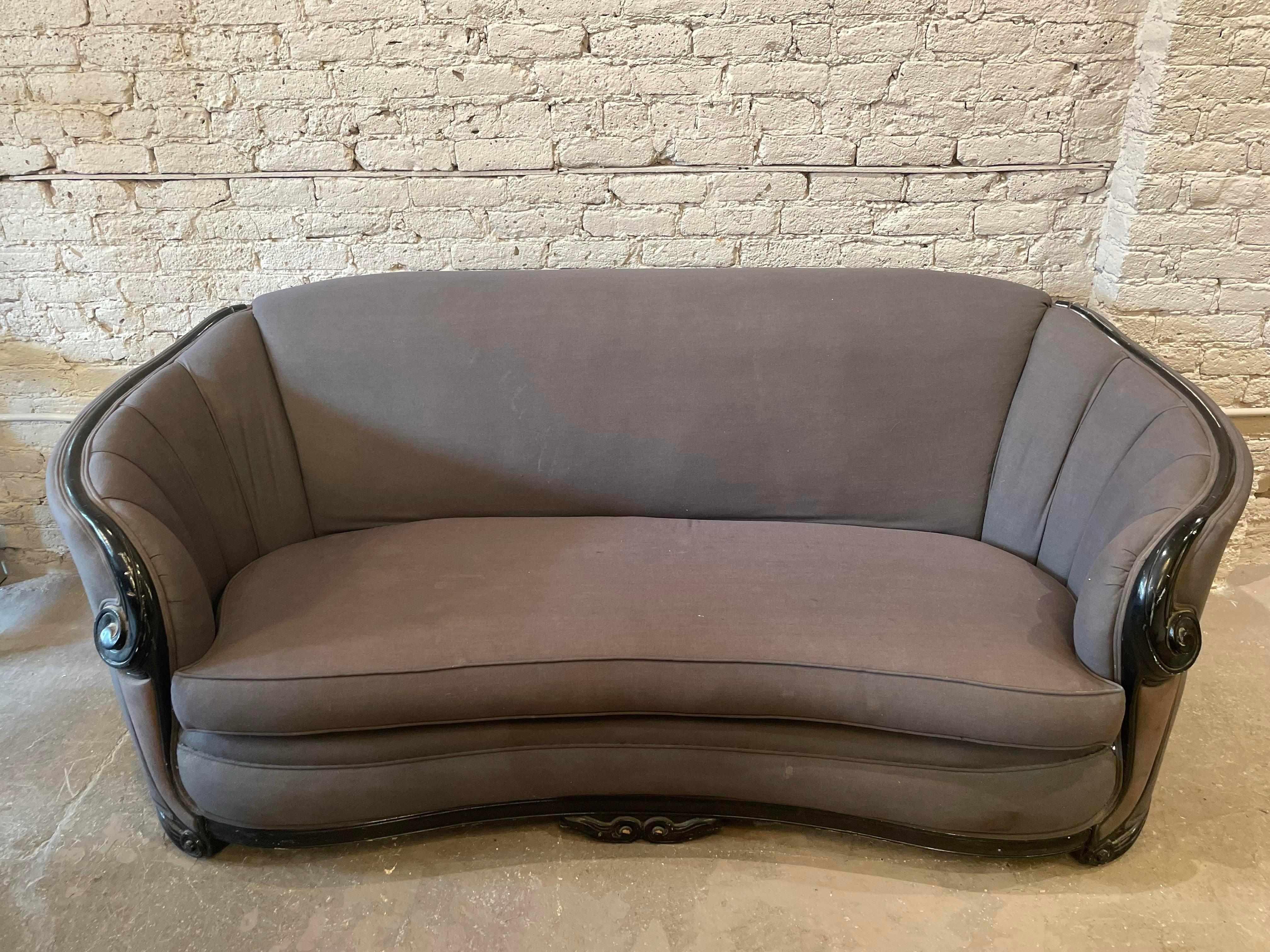 Oh I love these lines! Curved but not curved. The structure is solid but definitely needs upholstery work. Choose your own fabric and enjoy this stunning sofa from the 1920/1930s!
Please check my other listings for the matching chair. 

DIMENSIONS: