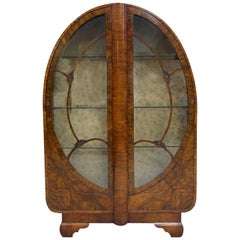 1930s Art Deco Vitrine Display Cabinet in Walnut