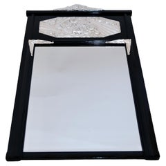 1930's Art Deco Wall Mirror in Black Lacquer with Silvered Art Deco Pattern