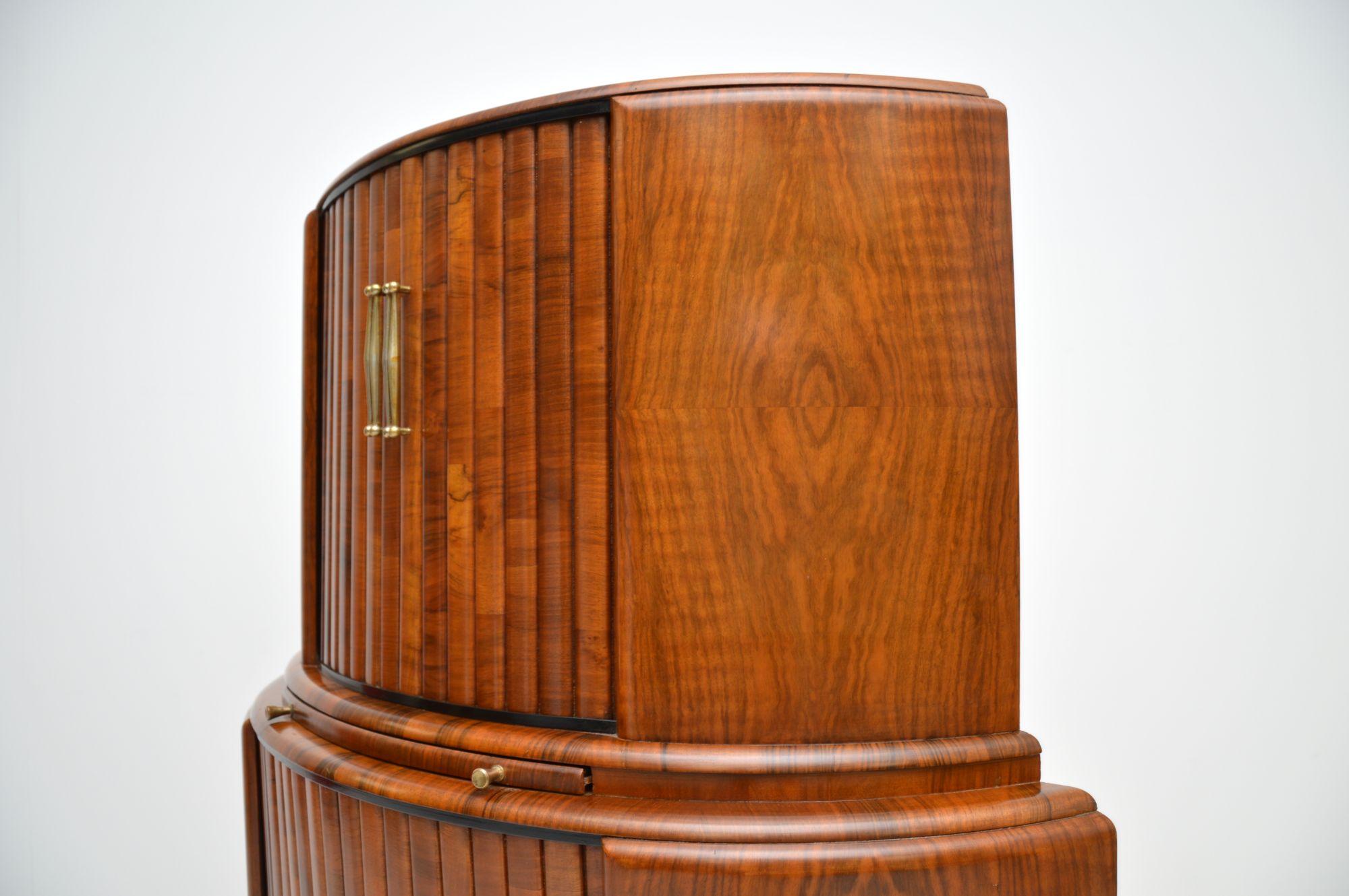 1930's Art Deco Walnut Cocktail Drinks Cabinet 4
