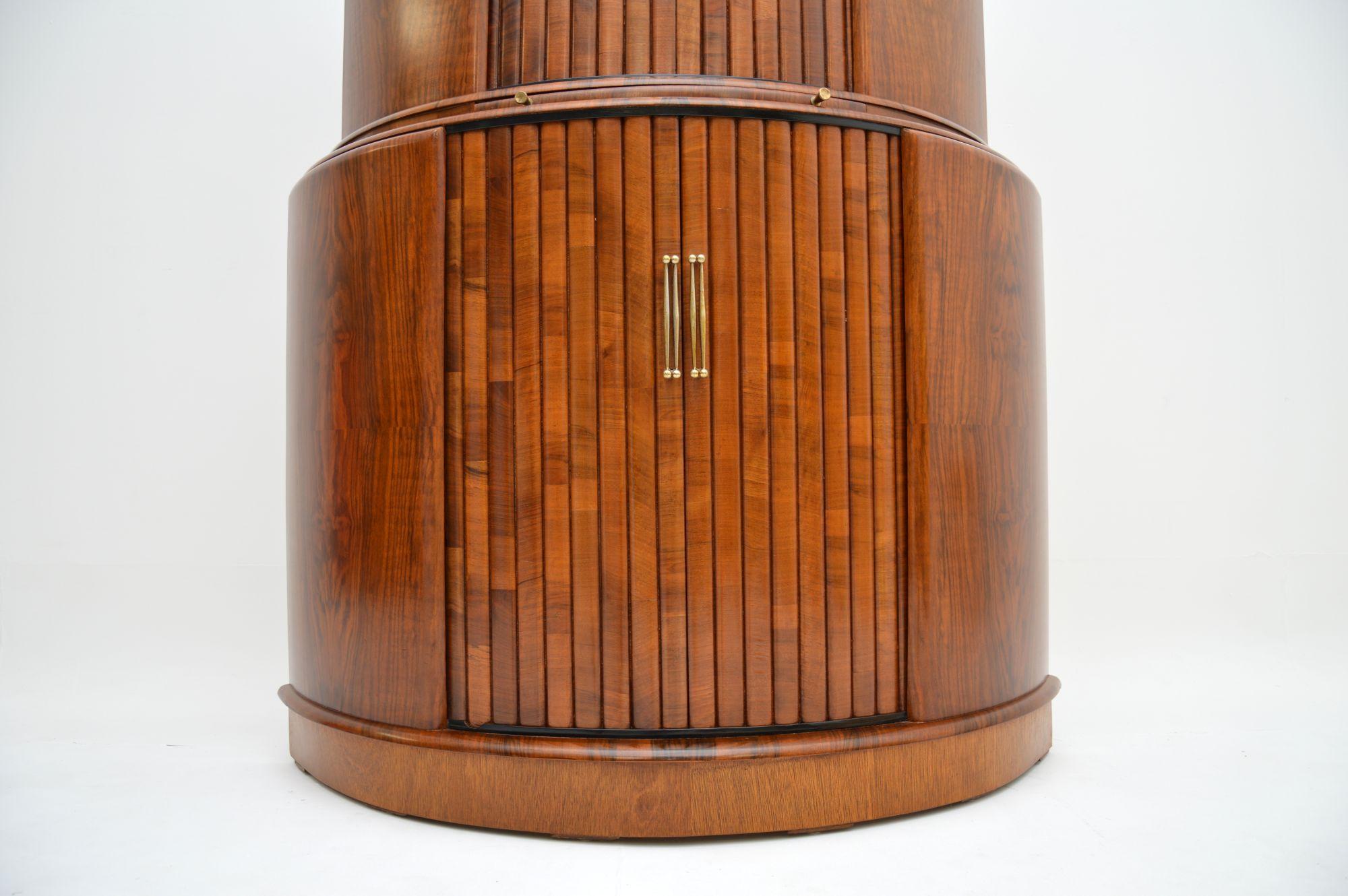 1930's Art Deco Walnut Cocktail Drinks Cabinet 6