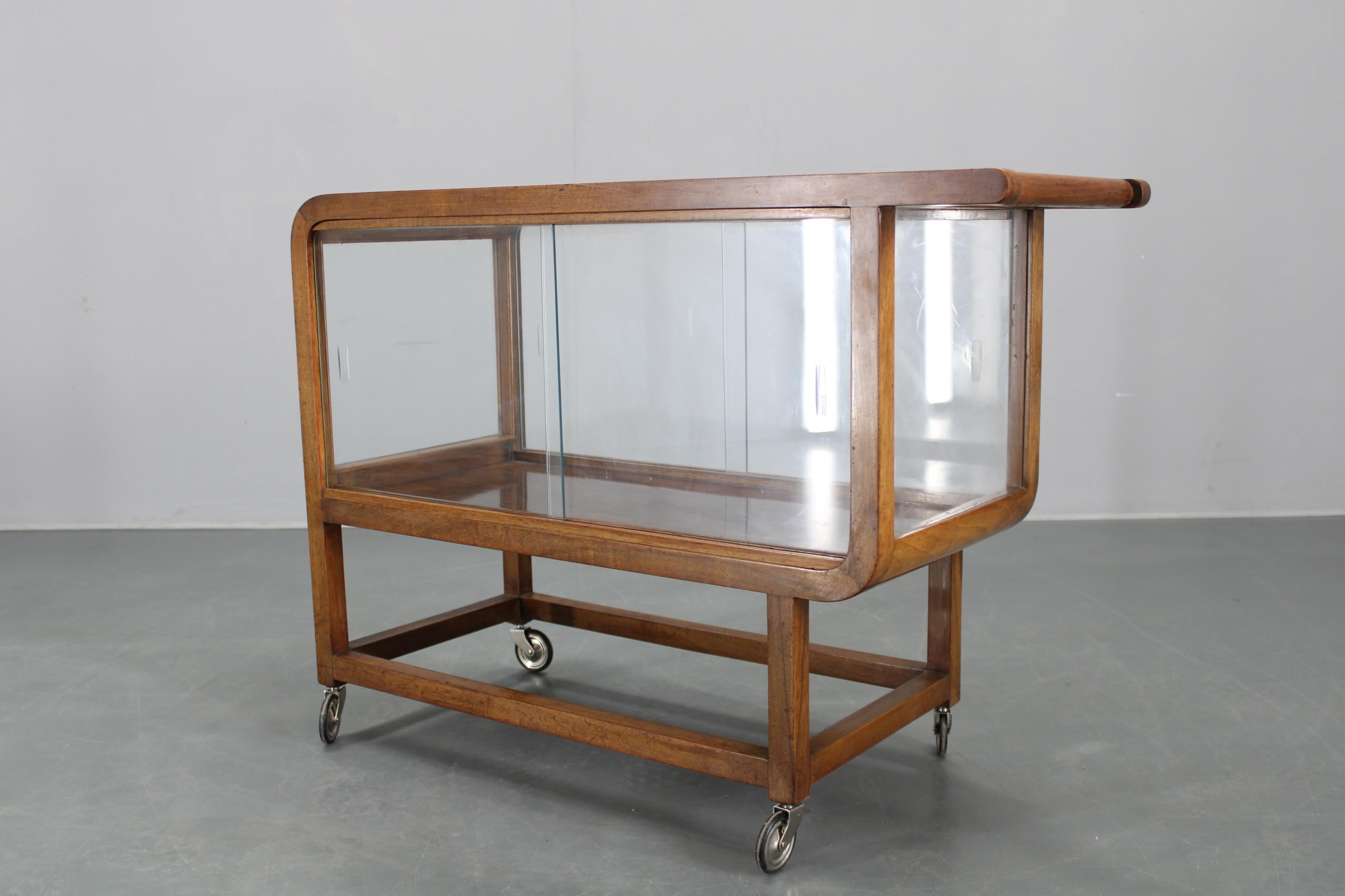Carrello da portata in noce Art Deco degli anni '30, Cecoslovacchia in vendita 4