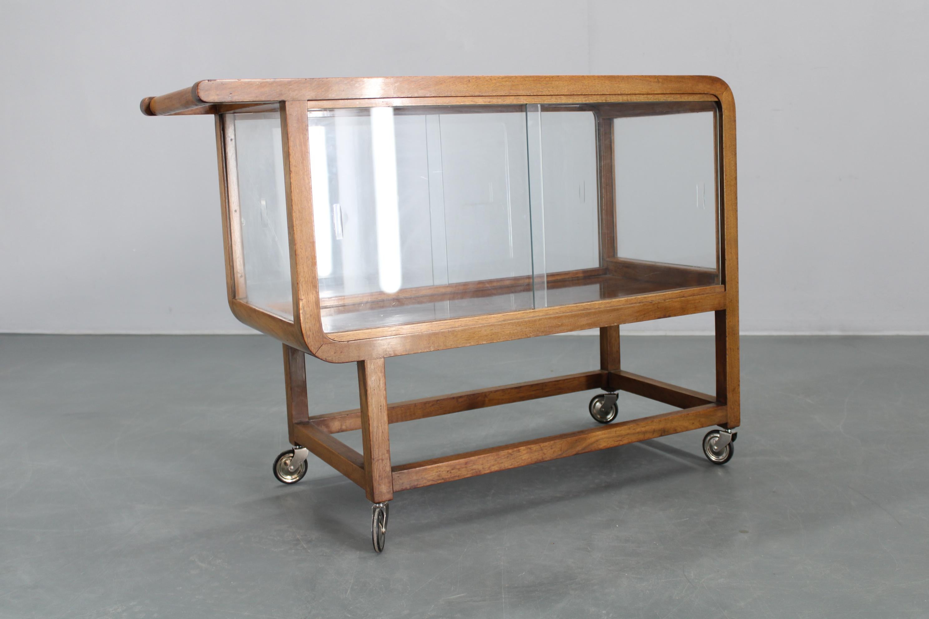 Carrello da portata in noce Art Deco degli anni '30, Cecoslovacchia in vendita 6