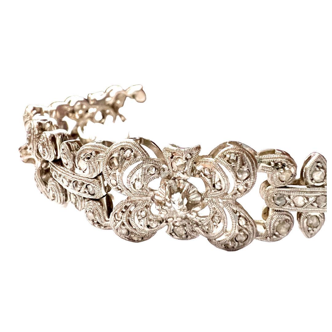 Rose Cut 1930s Art Deco with Simple and Rose-Cut Diamonds Gold Bracelet For Sale