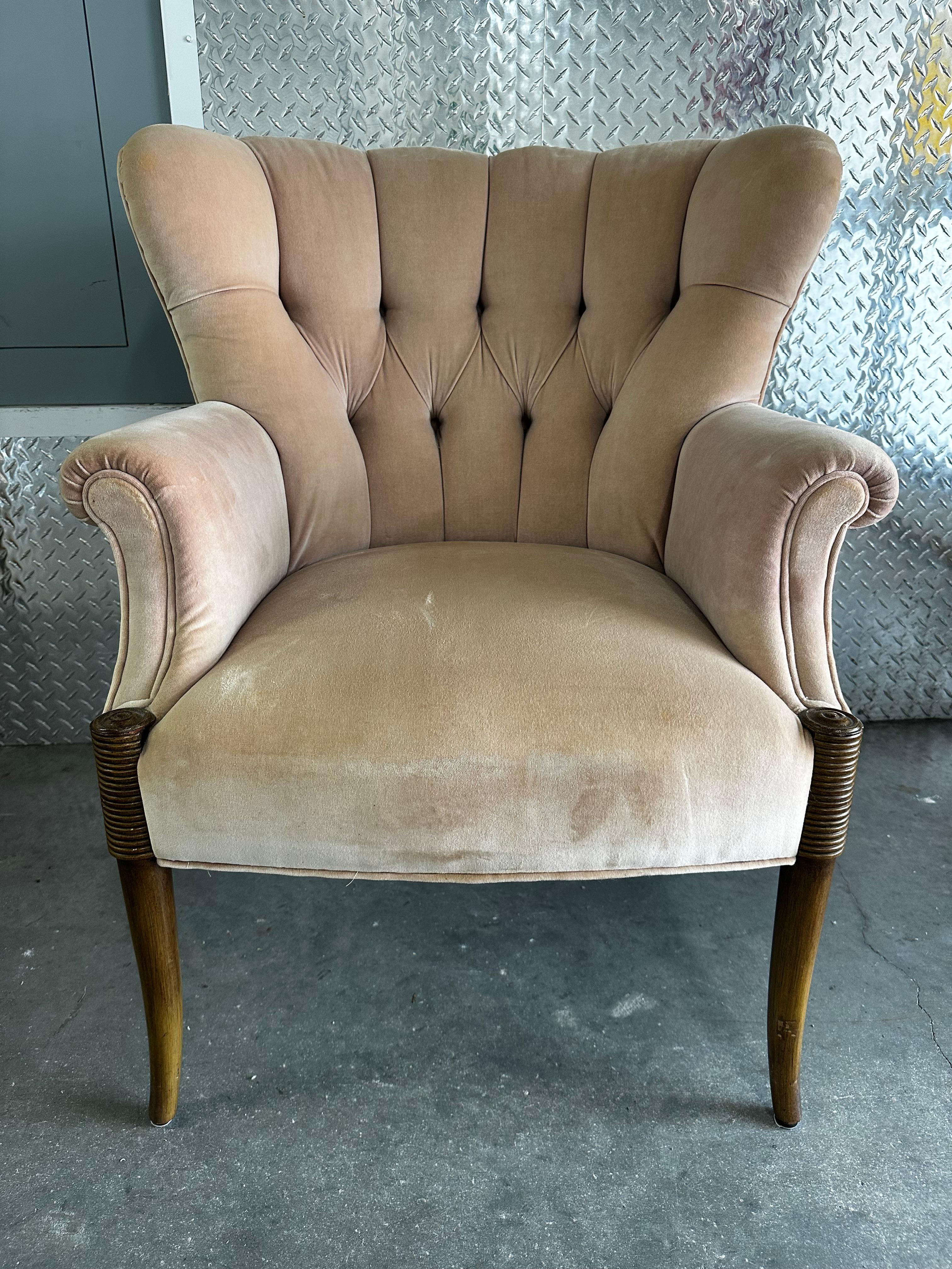 1930s Art Deco Sculptural Pink Velvet Paul Follot Style Arm Chairs, Set of 2 For Sale 3